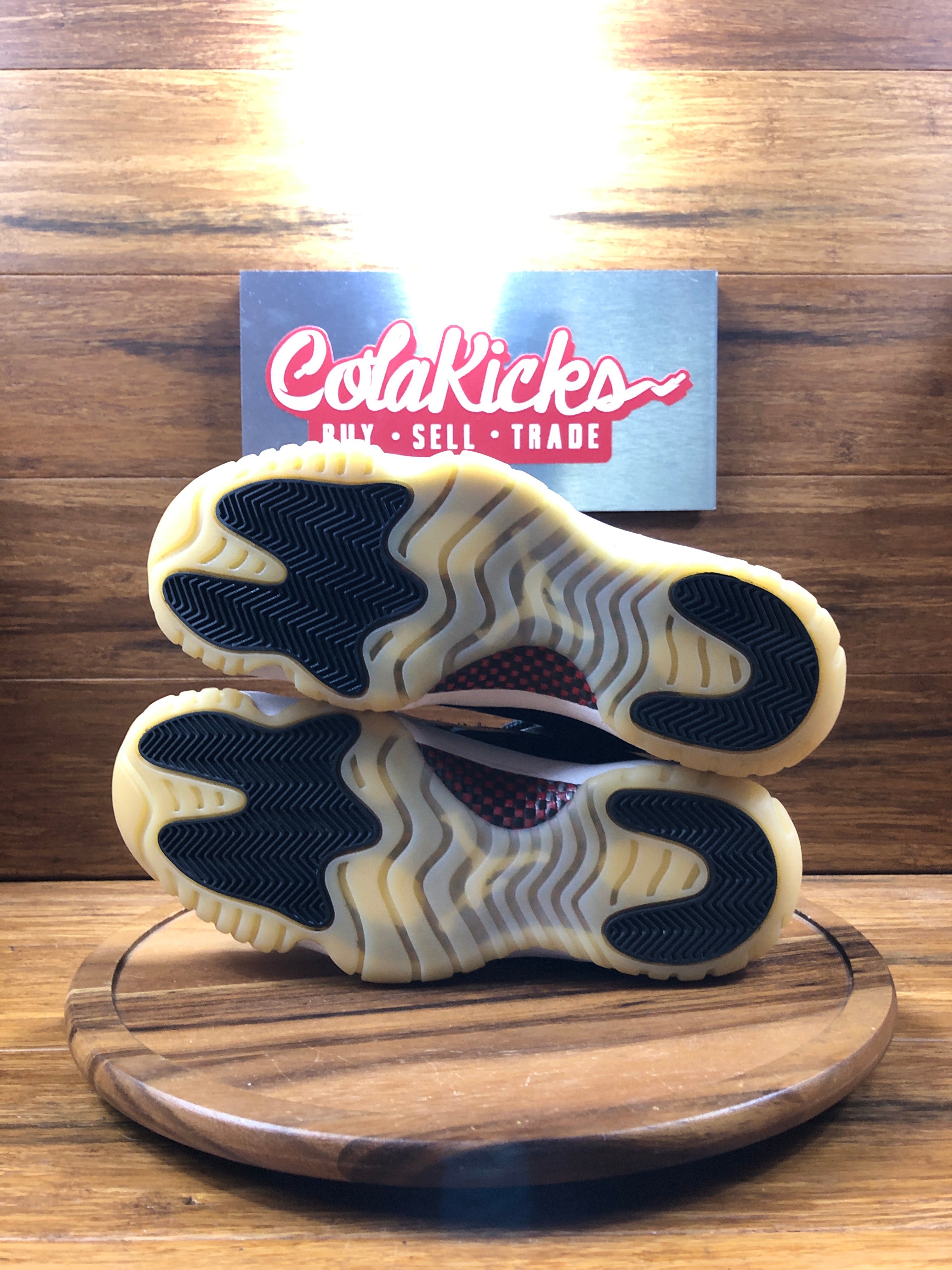 Jordan 11 Retro Low 72-10
