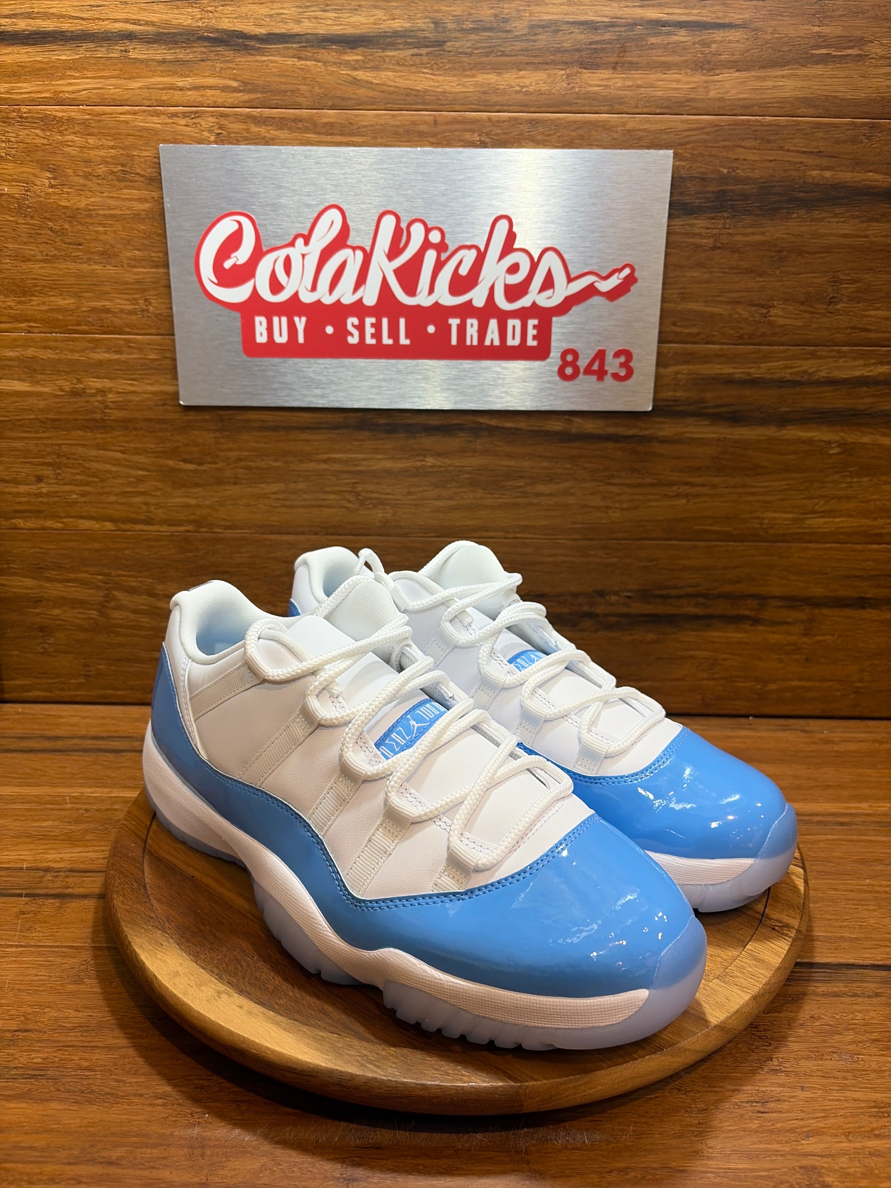 Jordan 11 Retro Low University Blue (2026)