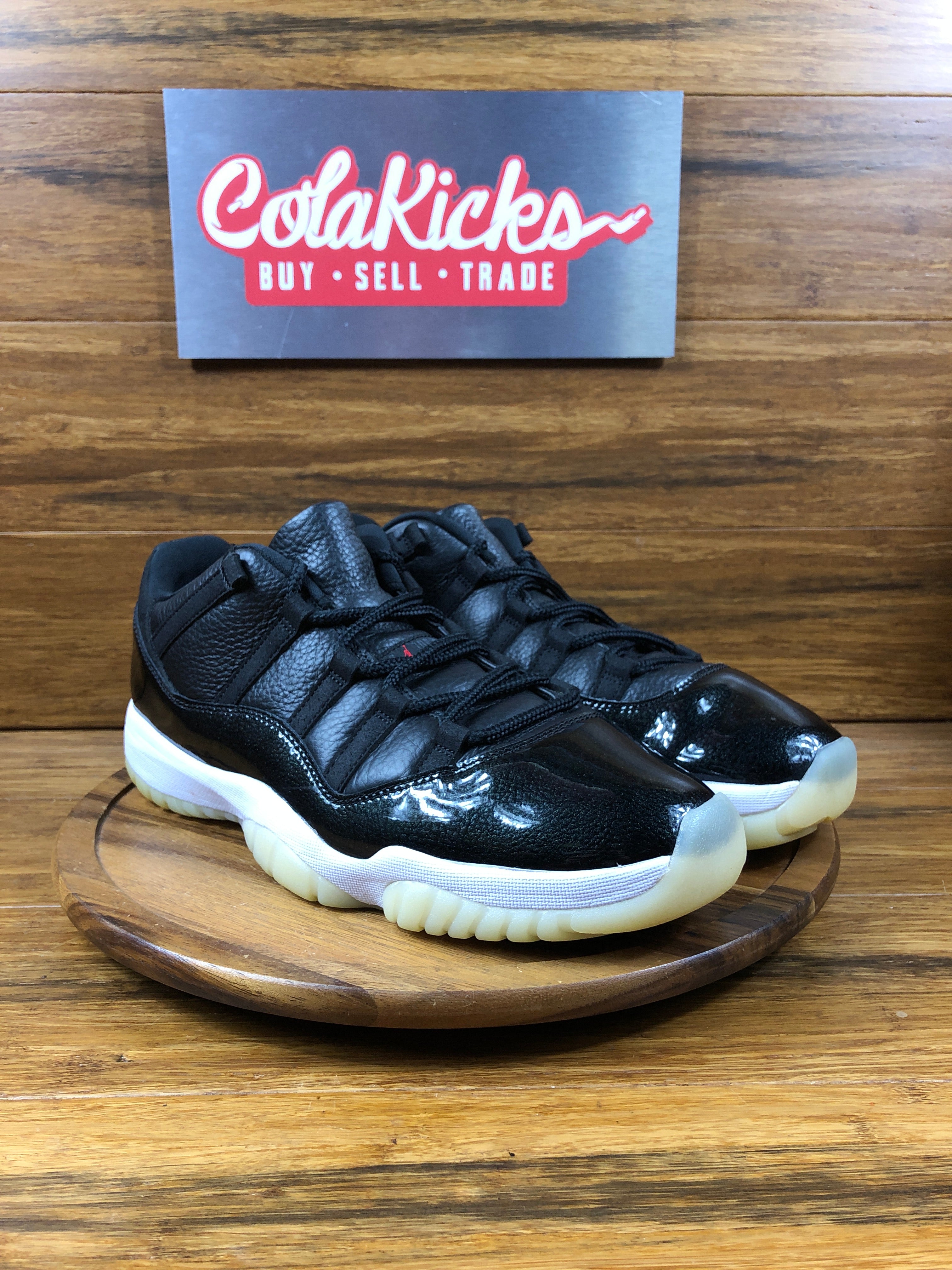 Jordan 11 Retro Low 72-10