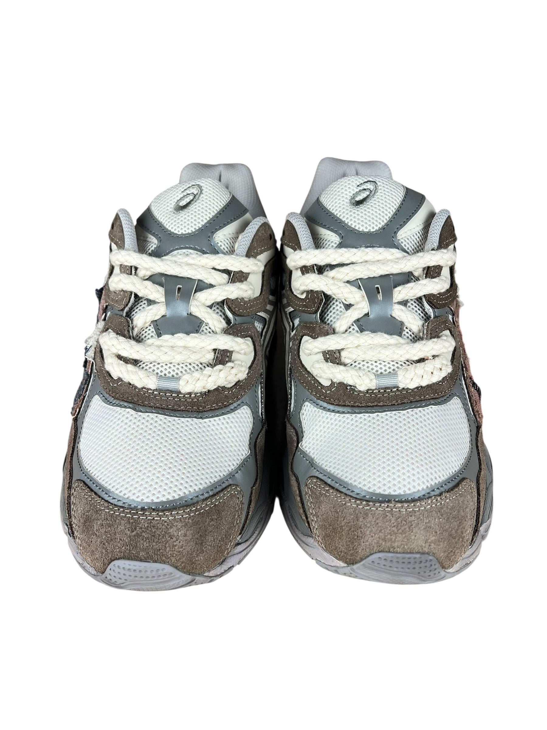 Sneakmart x JW Customs x ASICS Gel NYC "KB to NY" 12/20