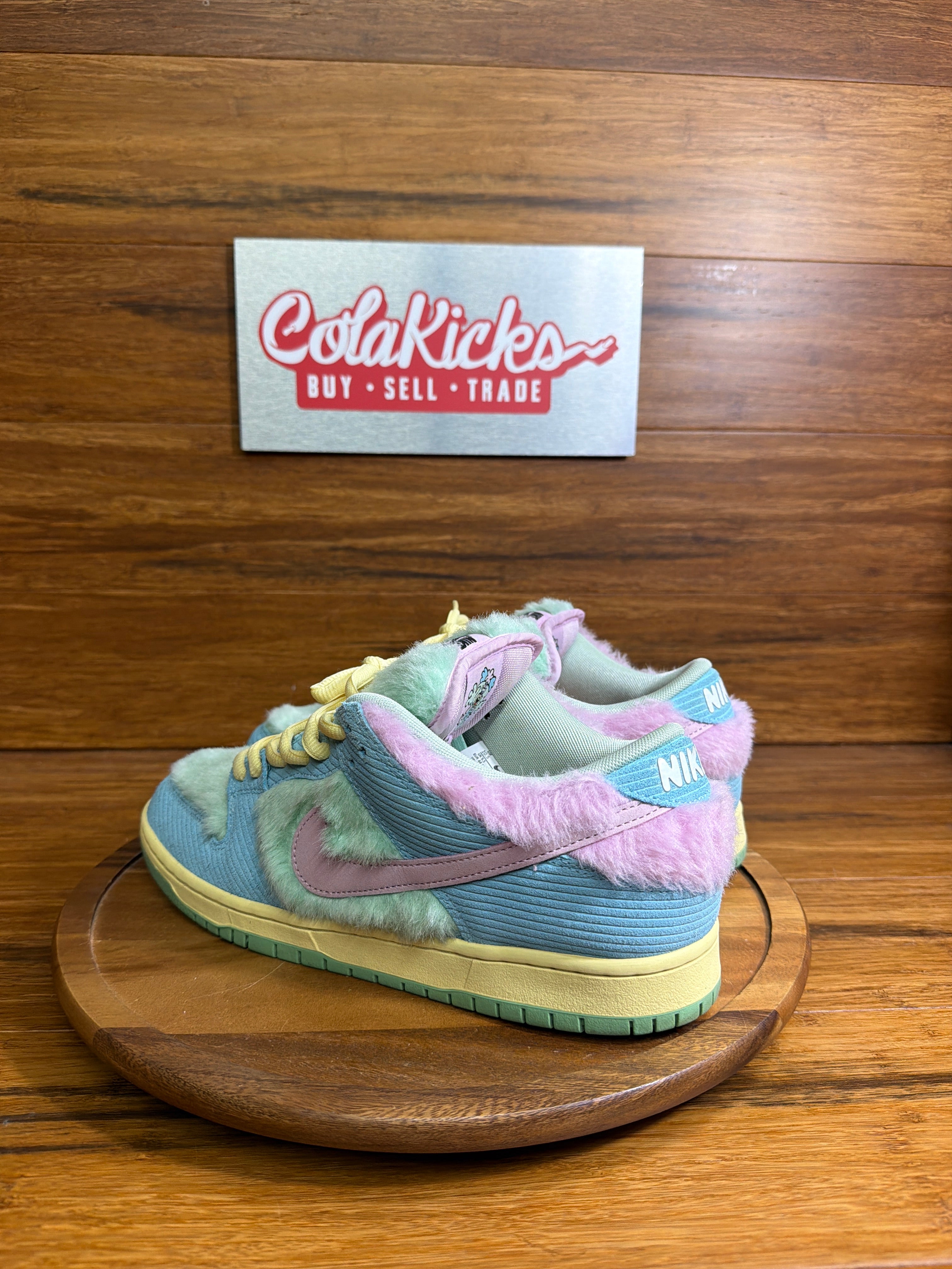 Nike SB Dunk Low Verdy Visty