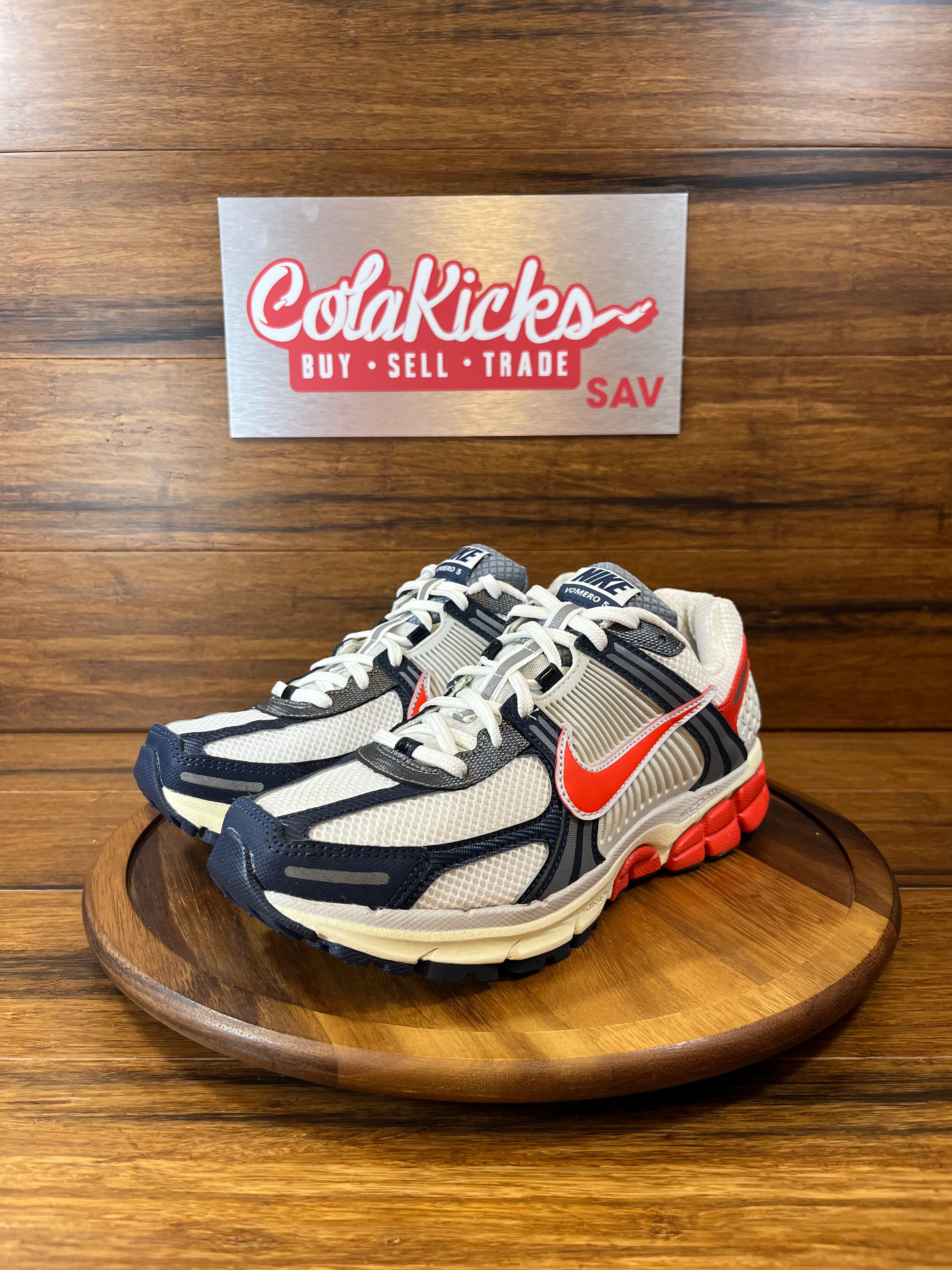 Nike Zoom Vomero 5 USA