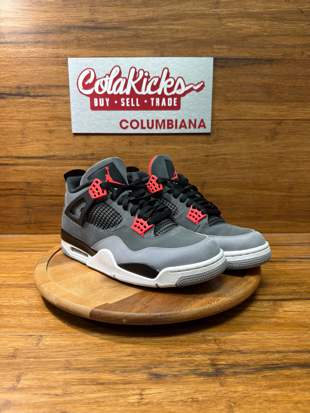 Jordan 4 Retro Infrared