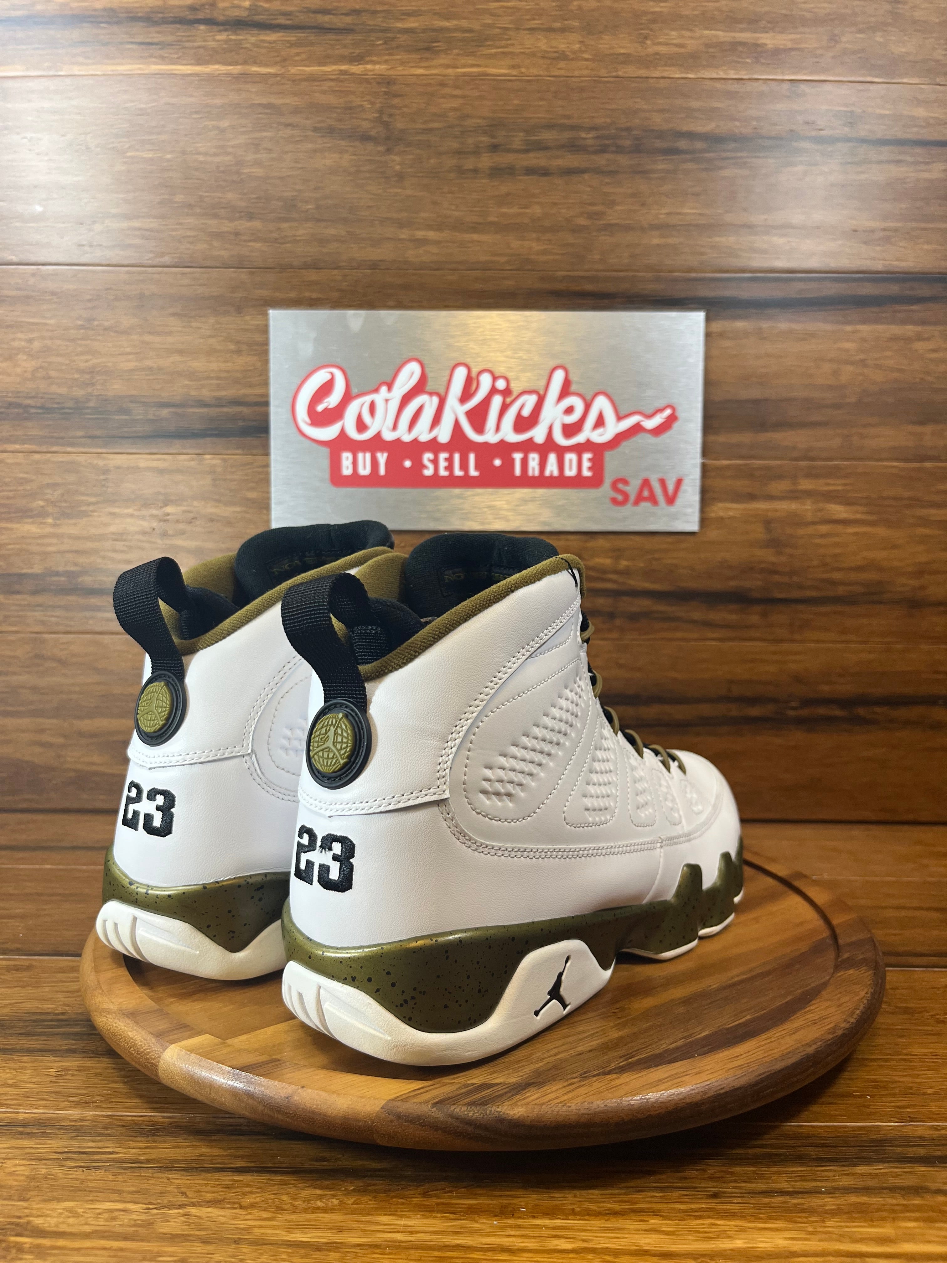 Jordan 9 Retro Statue