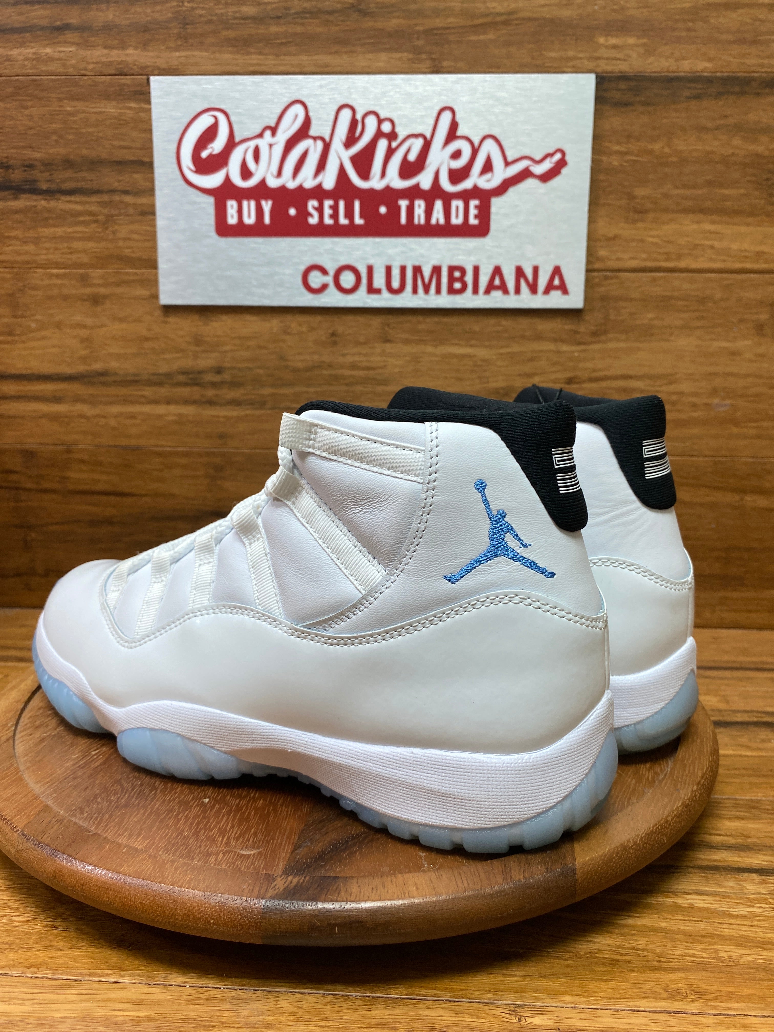 Jordan 11 Retro Legend Blue (2024)