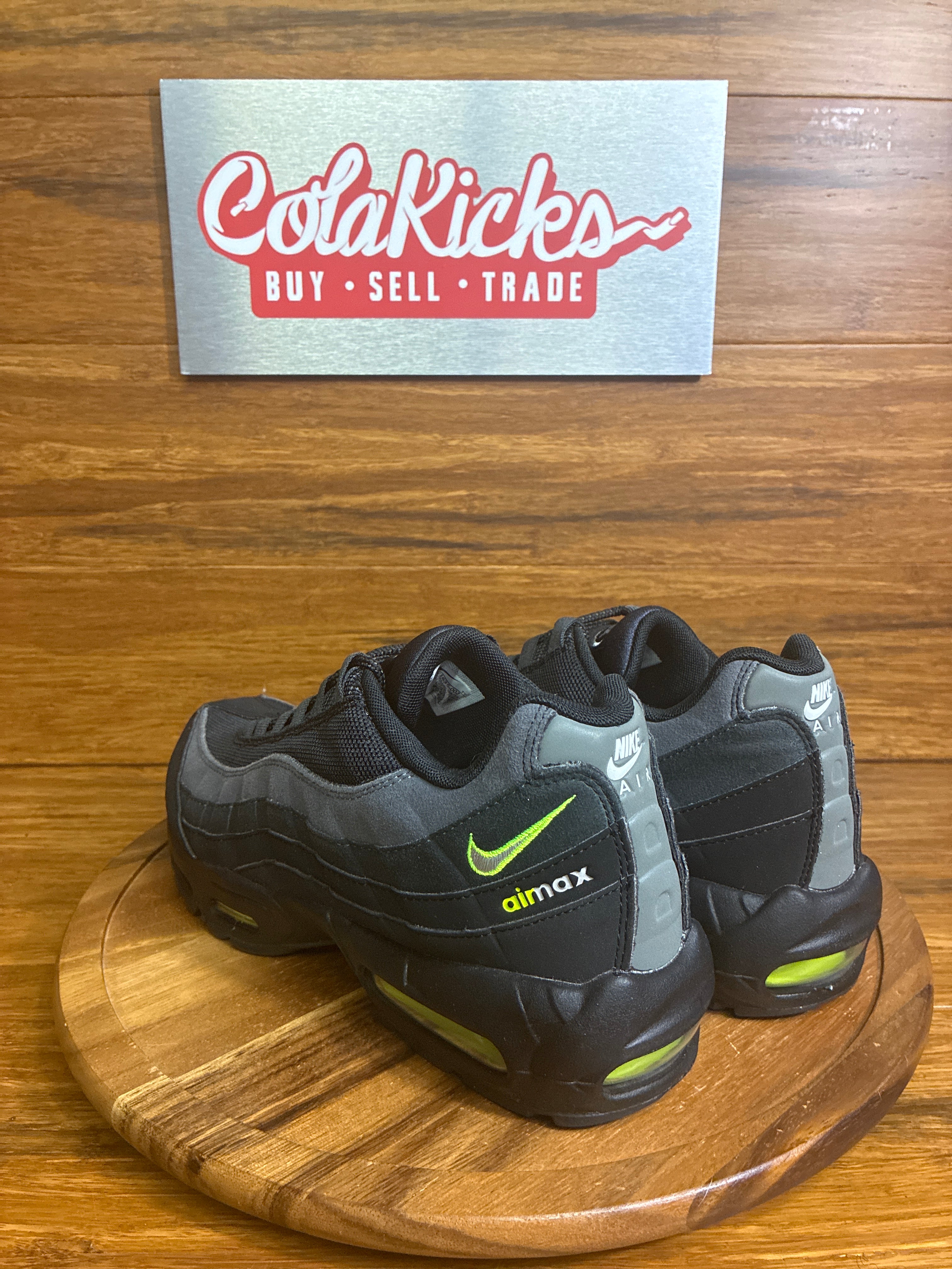 Nike Air Max 95 Black Neon