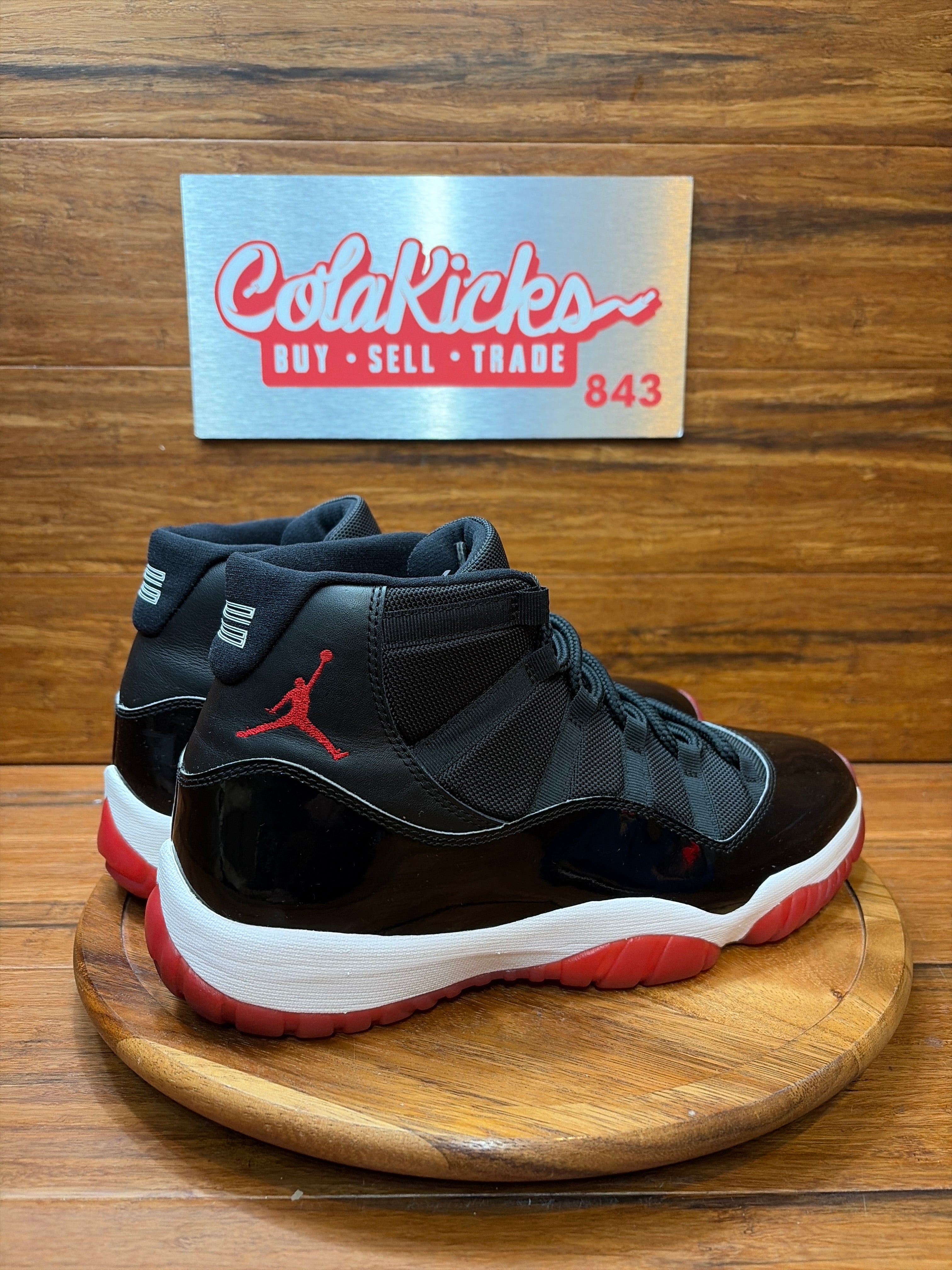 Jordan 11 Retro Playoffs Bred (2019)