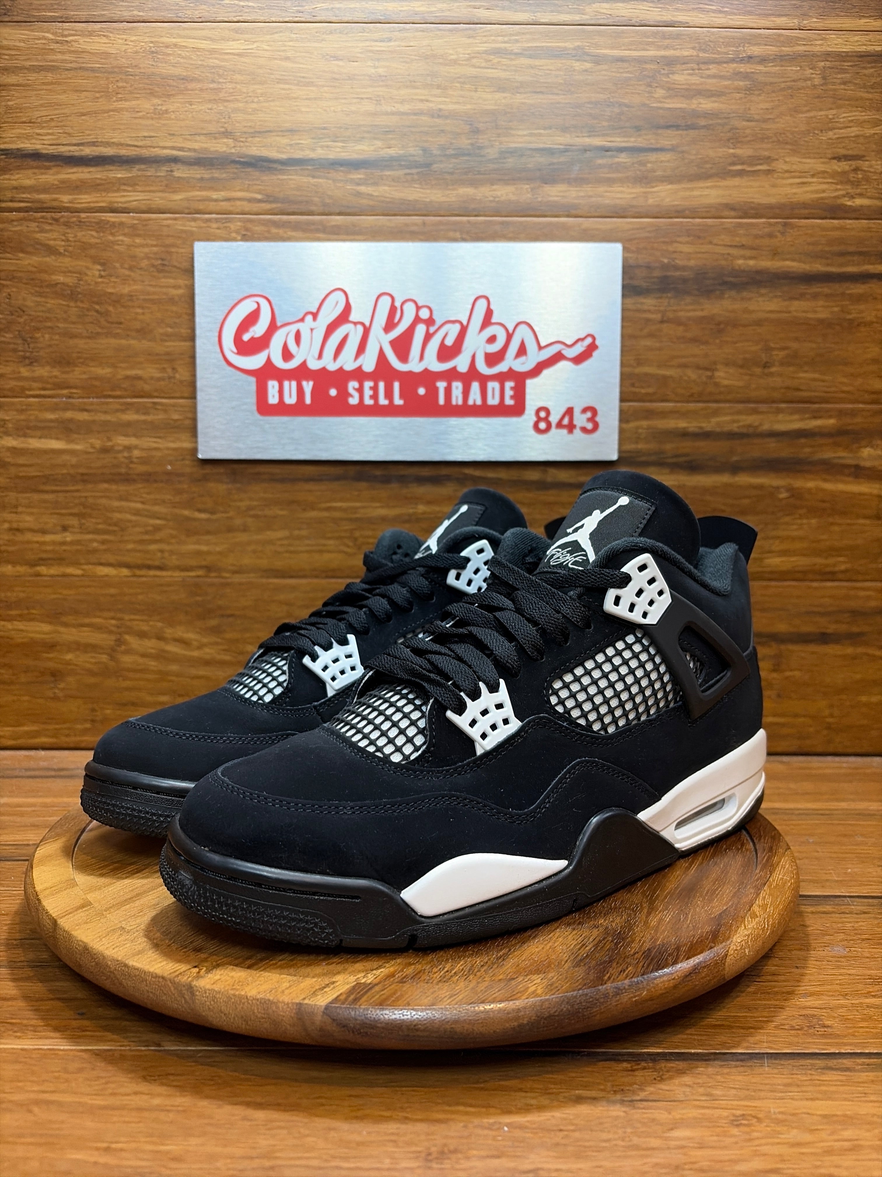 Jordan 4 Retro White Thunder