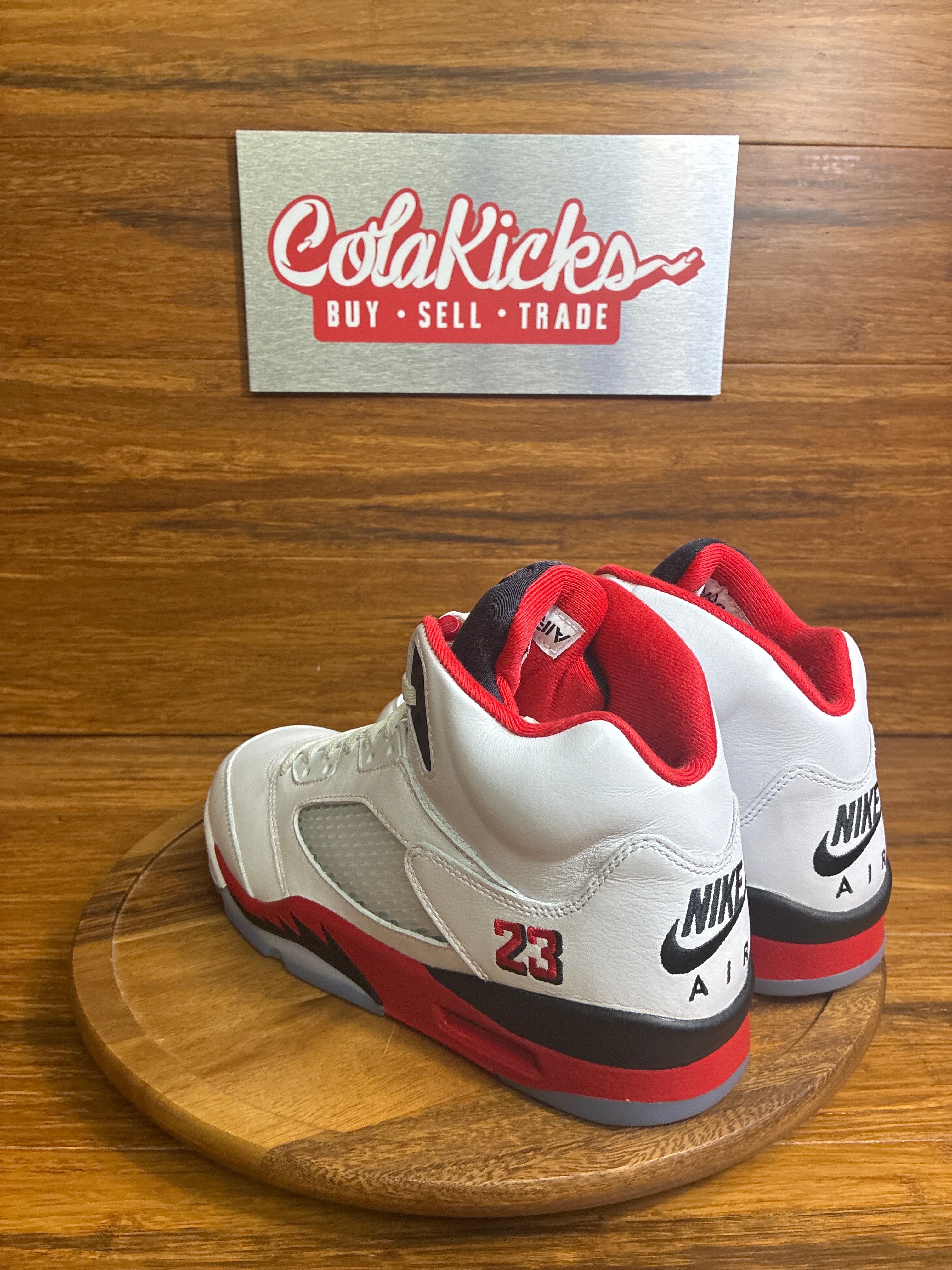 Jordan 5 Retro Fire Red Black Tongue (2025)