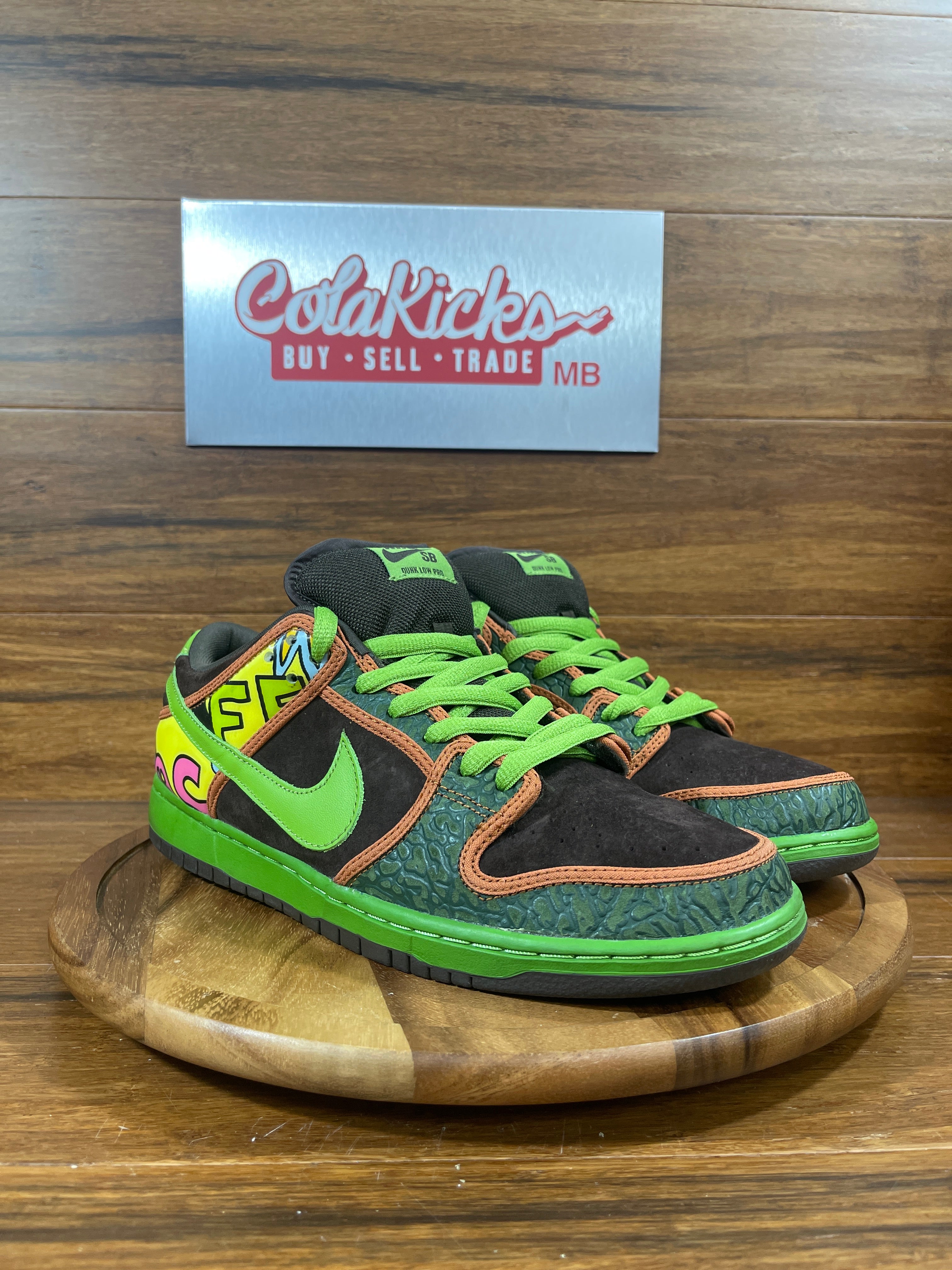 Nike SB Dunk Low De La Soul (2015)