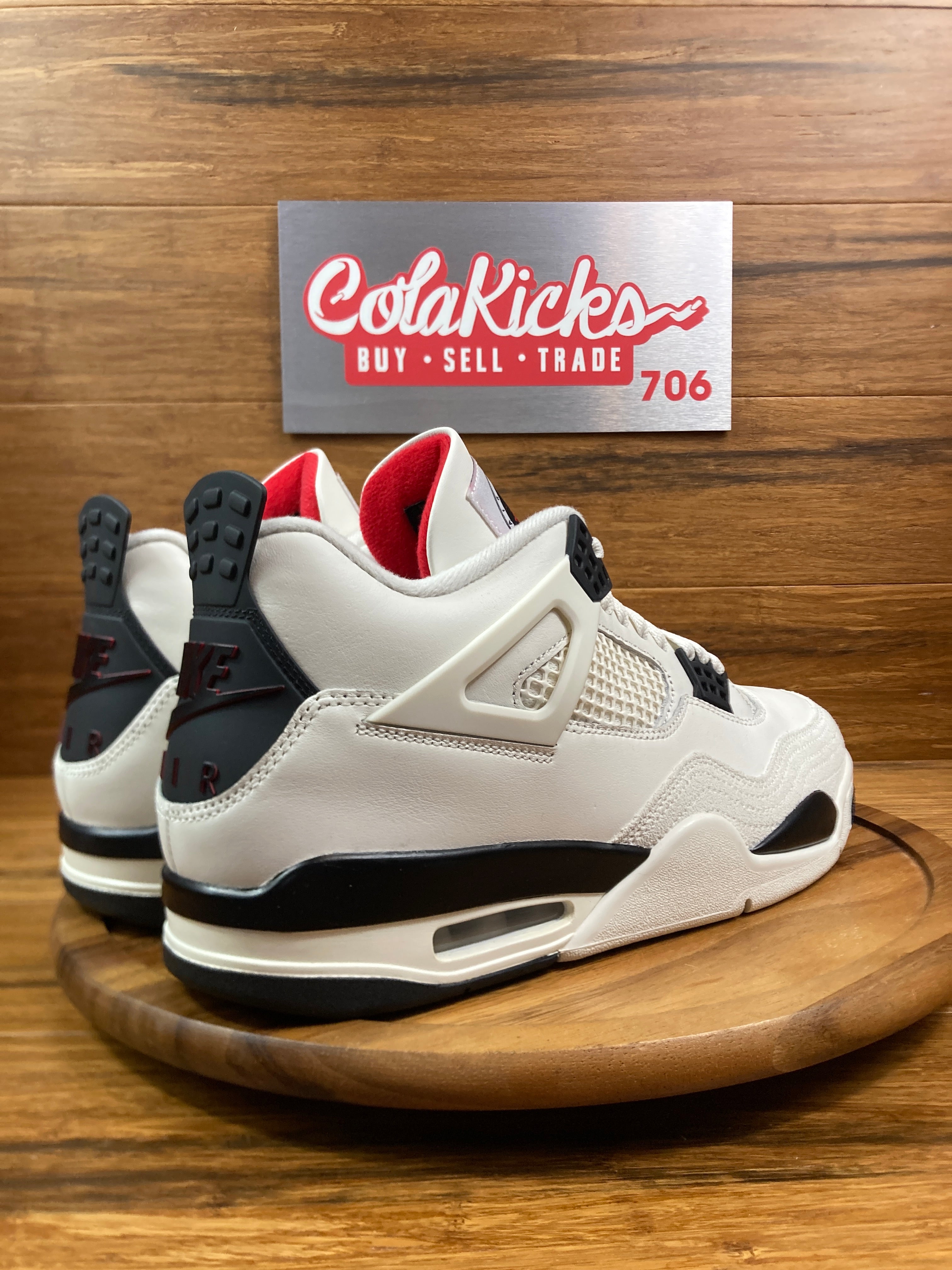 Jordan 4 Retro OG Flight Club