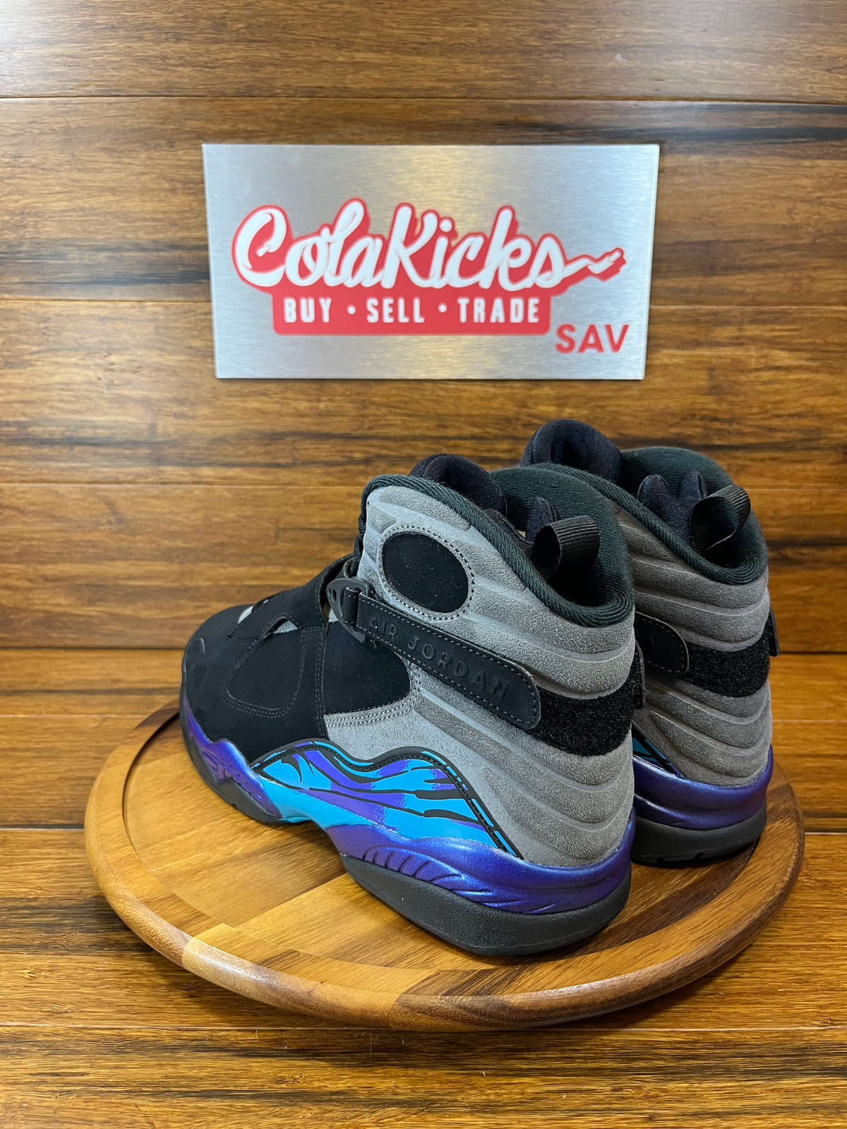 Jordan 8 Retro Aqua (2025)