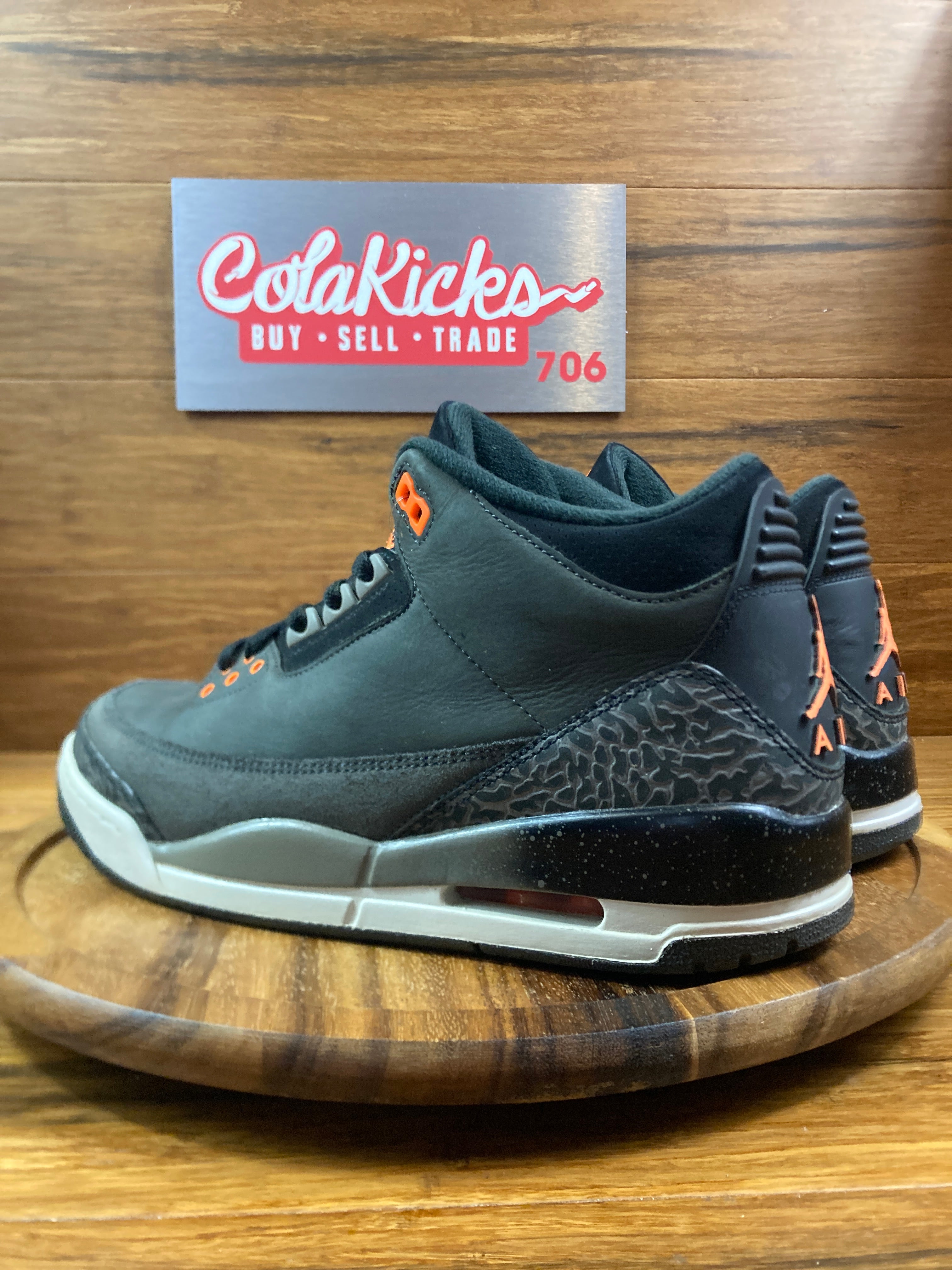 Jordan 3 Retro Fear Pack (2023)