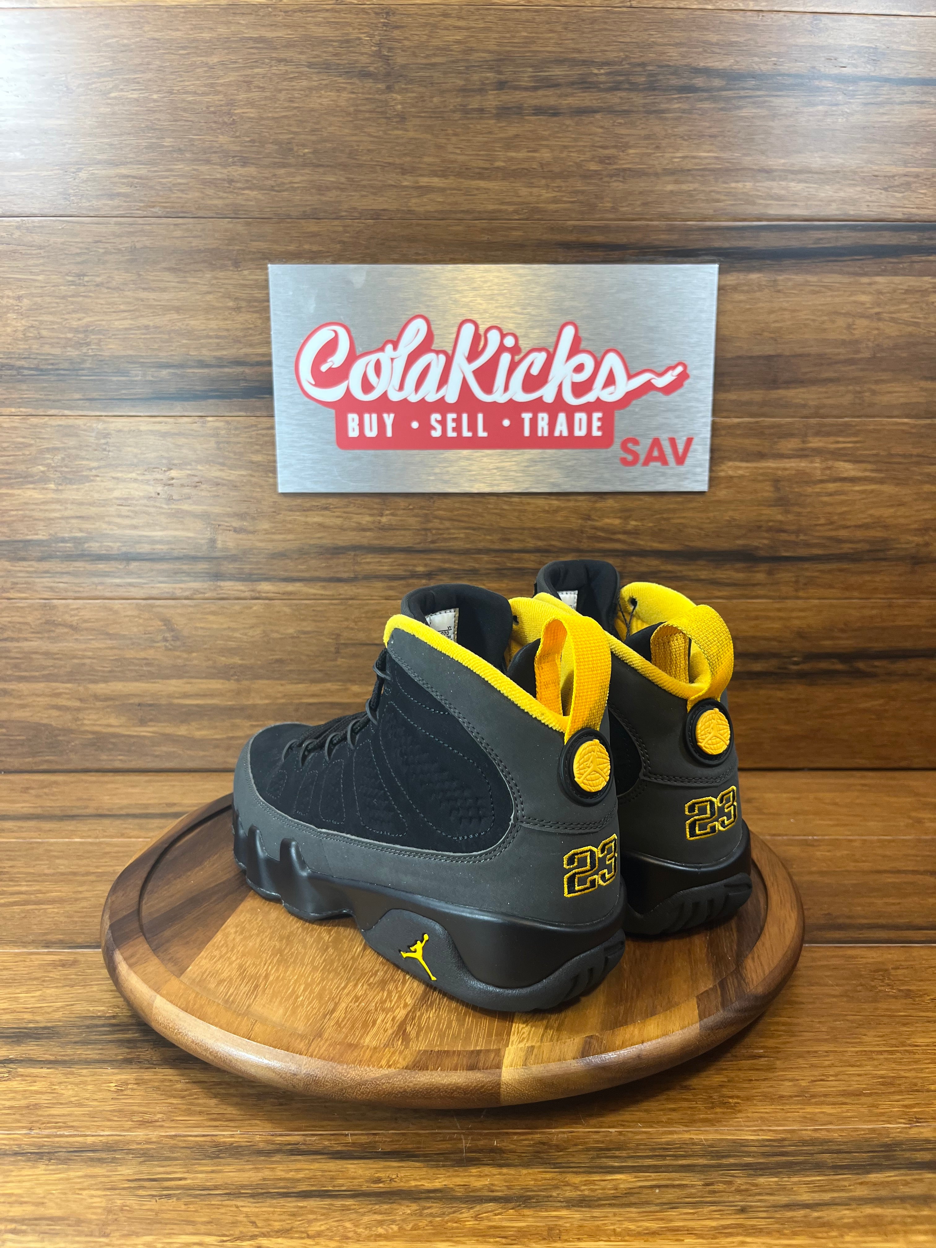 Jordan 9 Retro Dark Charcoal University Gold