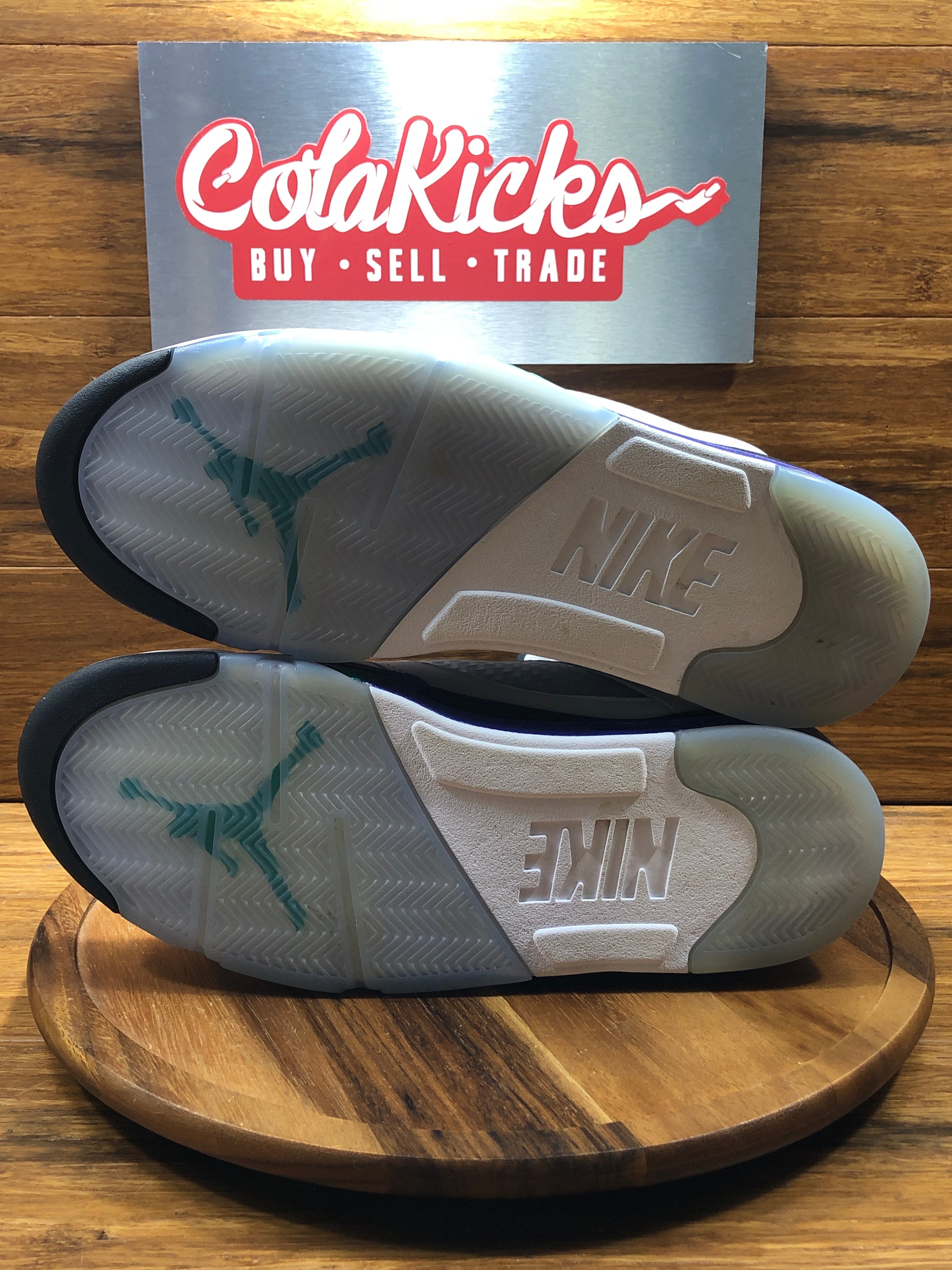 Jordan 5 Retro Grape (2025)