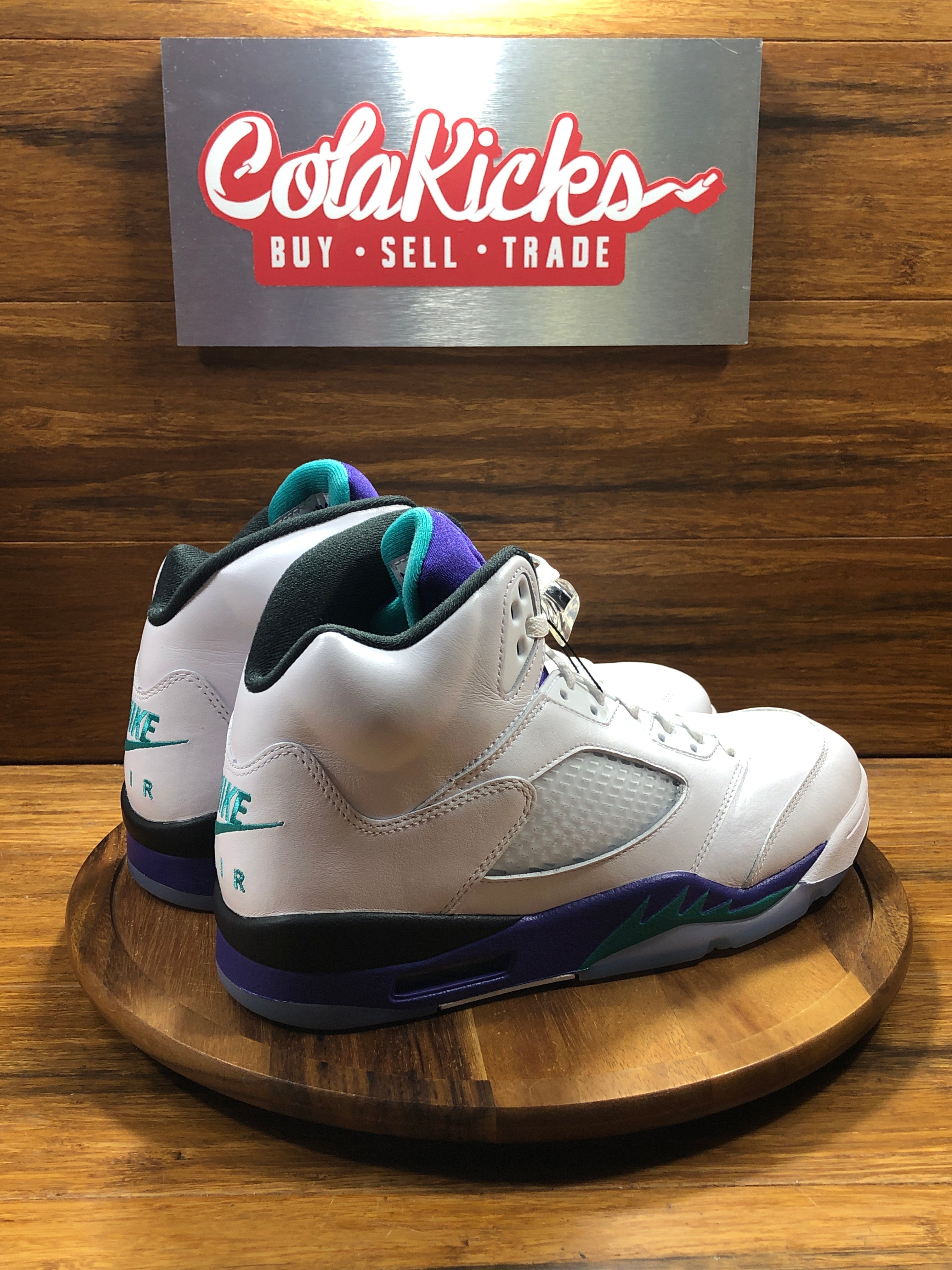 Jordan 5 Retro Grape (2025)