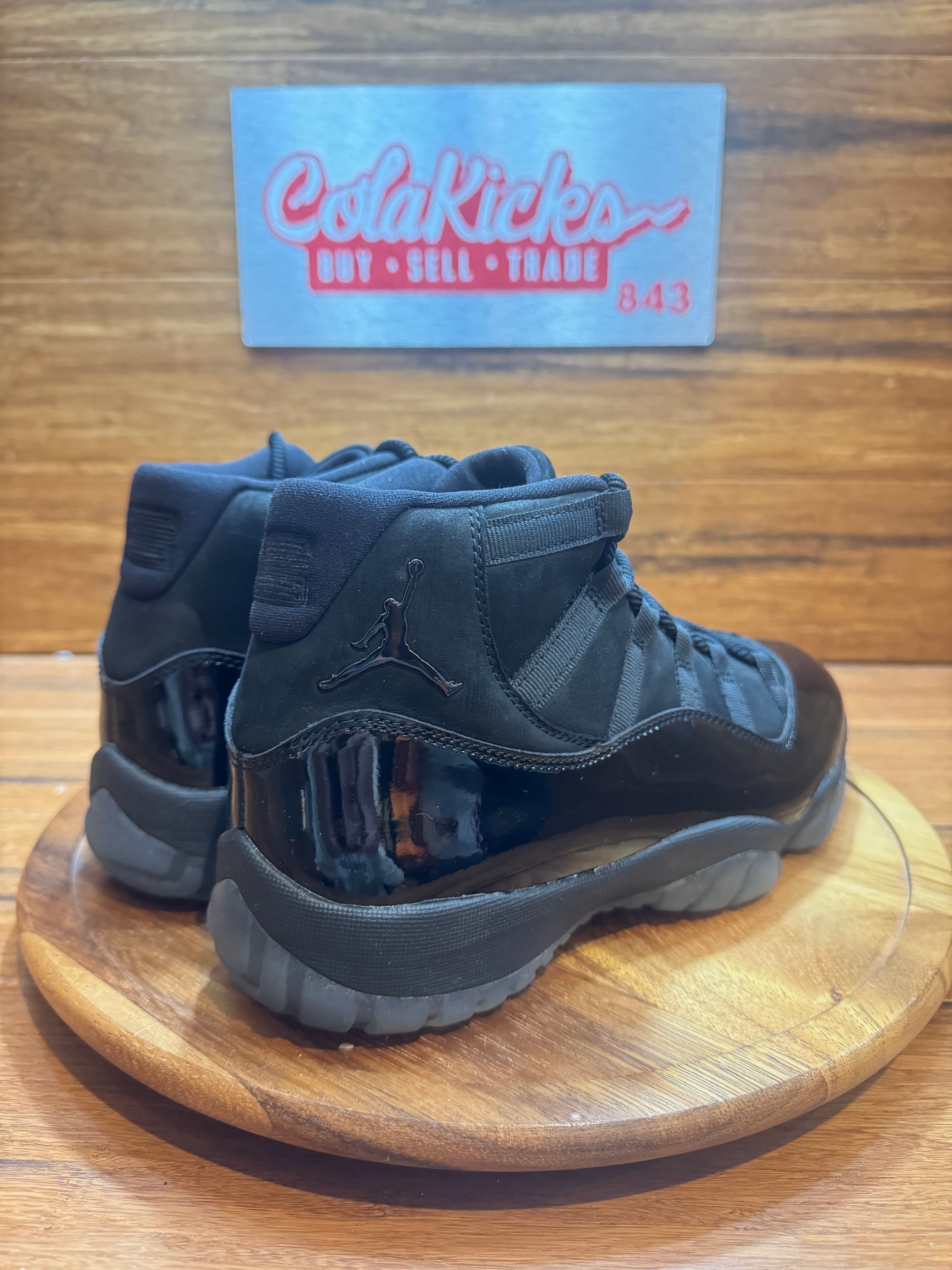 Jordan 11 Retro Cap and Gown