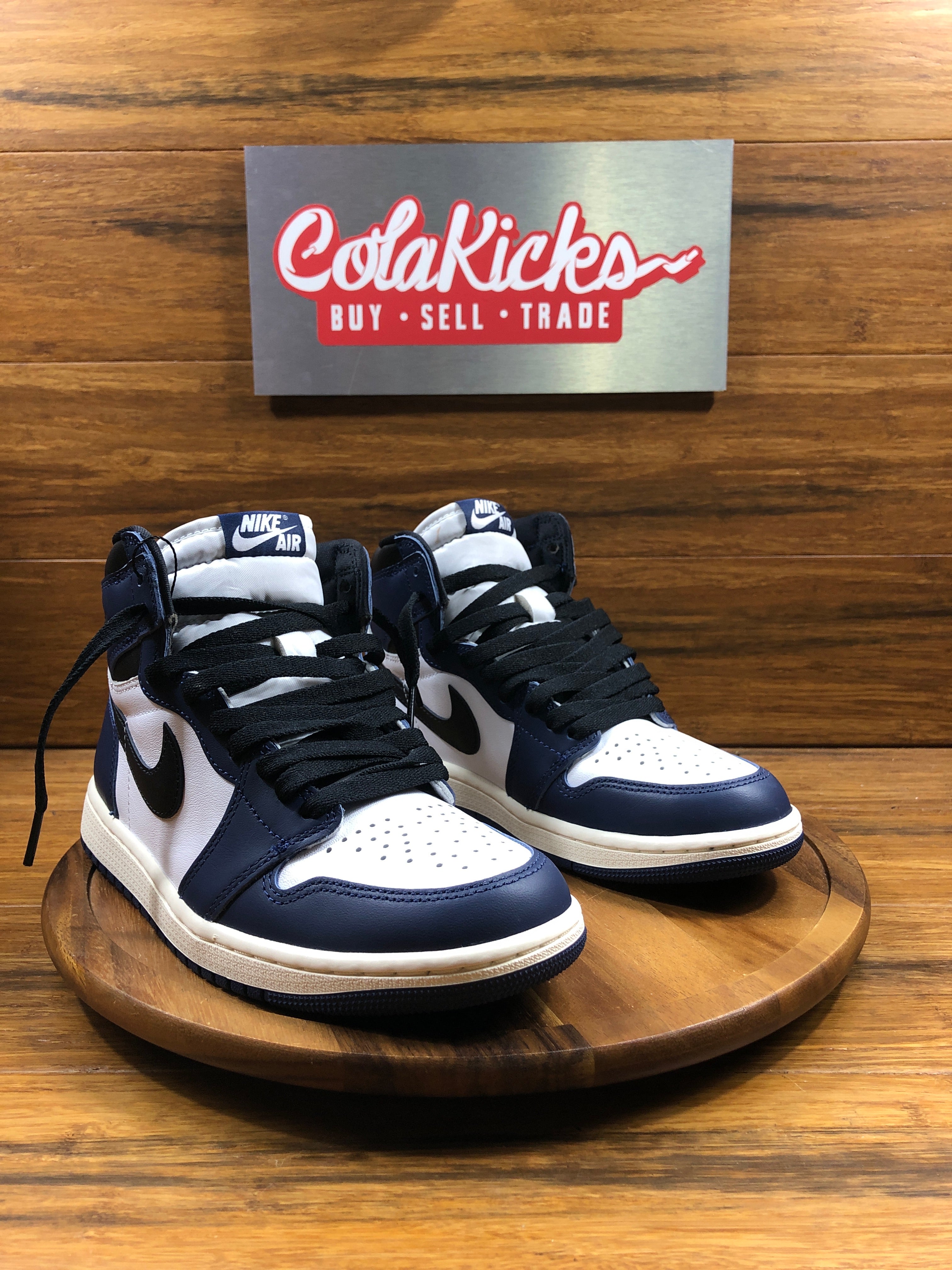 Jordan 1 Retro High OG Midnight Navy