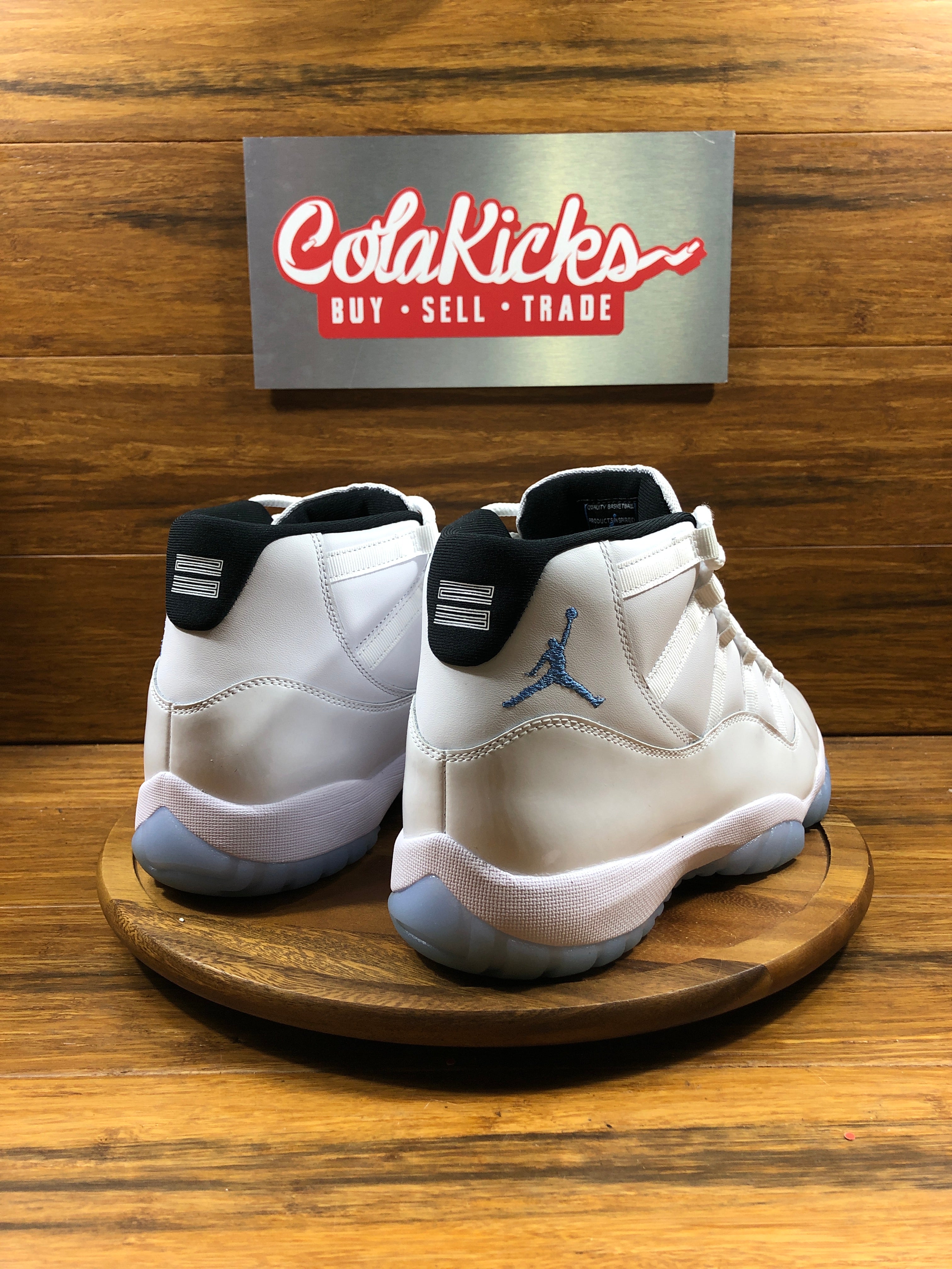 Jordan 11 Retro Legend Blue (2024)