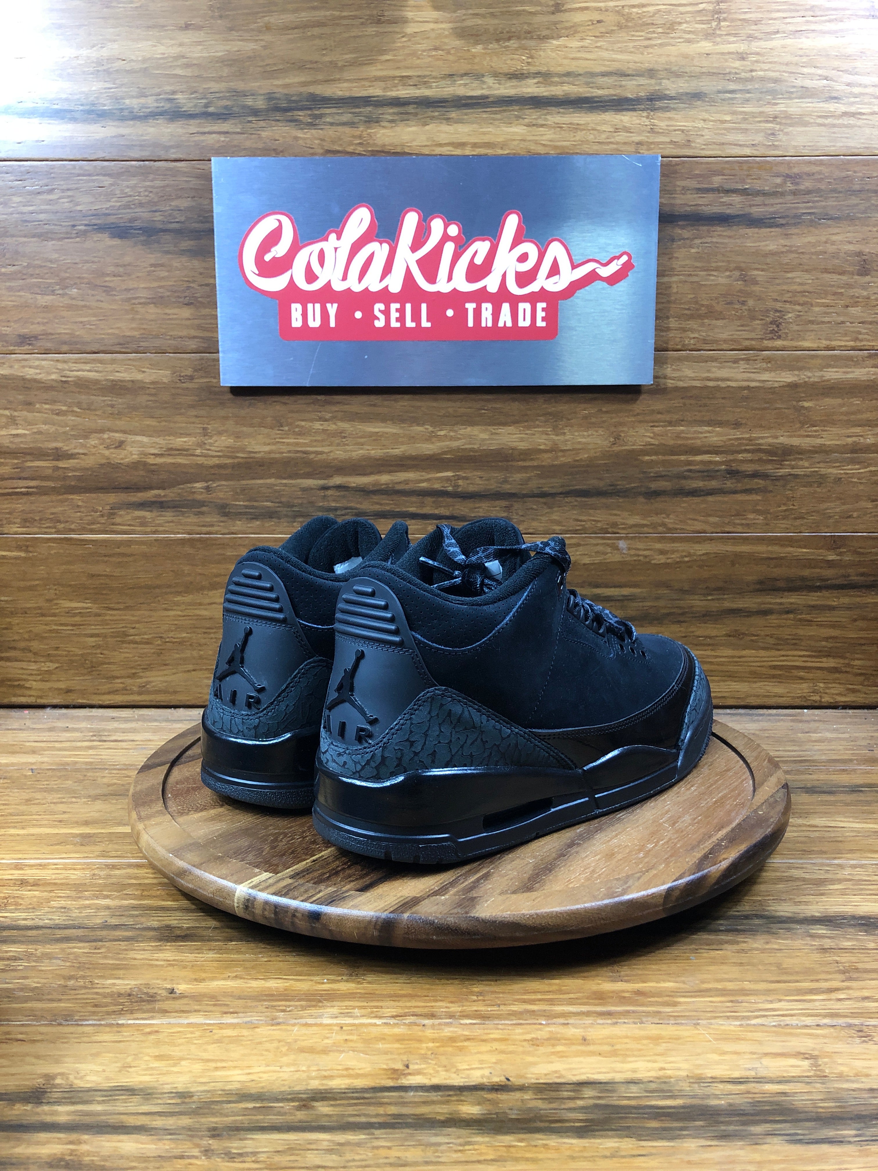 Jordan 3 Retro Black Cat (2025)