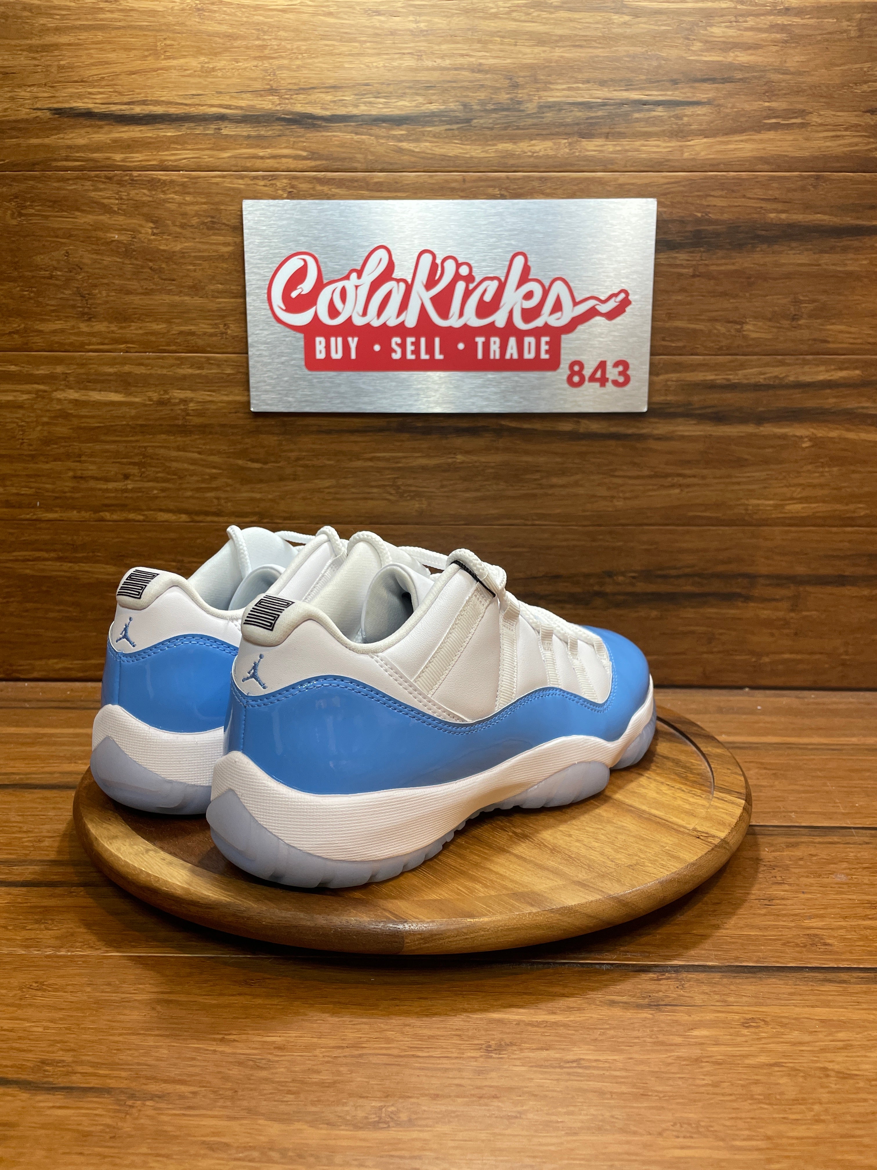 Jordan 11 Retro Low University Blue (2026)