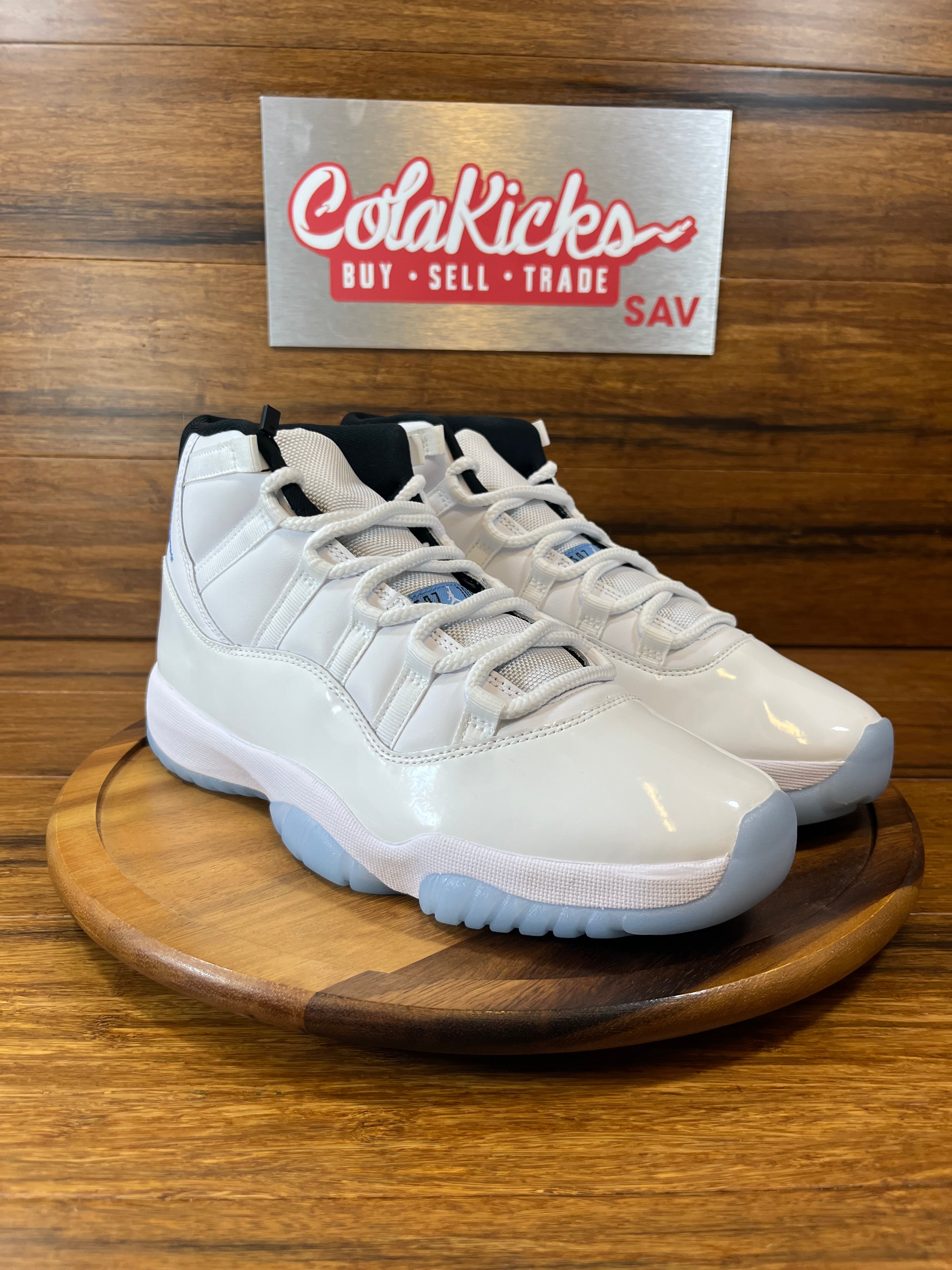 Jordan 11 Retro Legend Blue (2024)