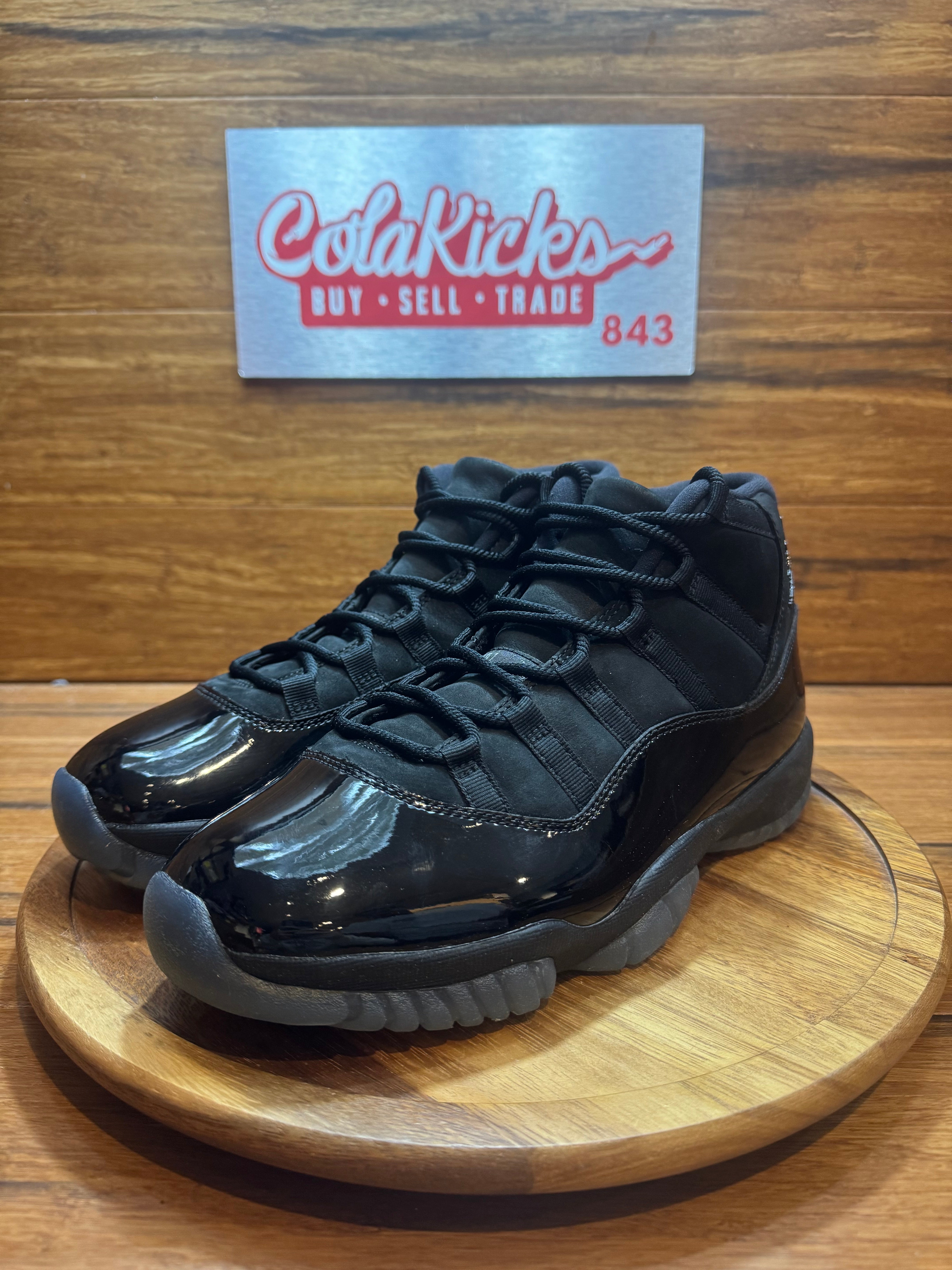 Jordan 11 Retro Cap and Gown