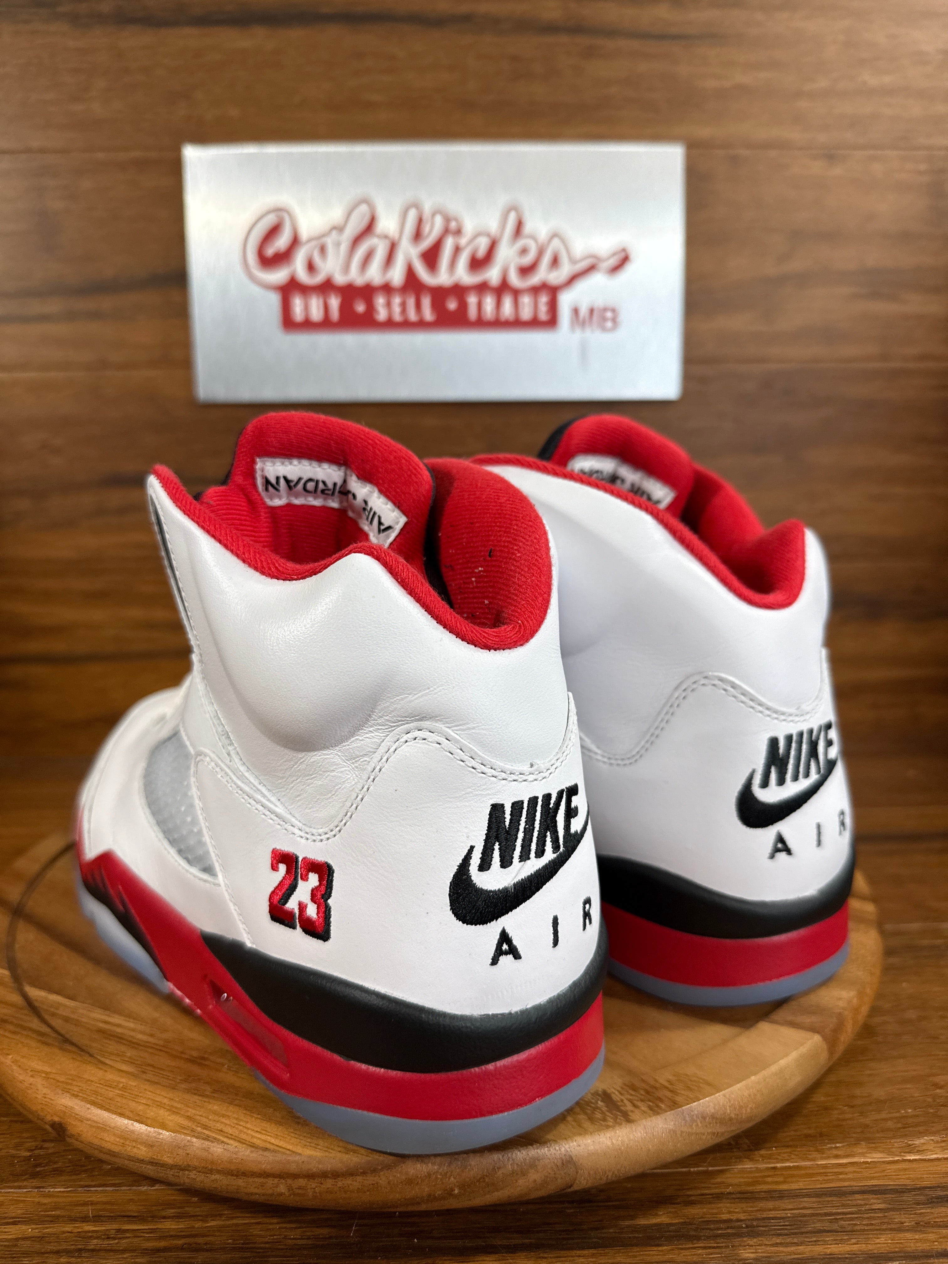 Jordan 5 Retro Fire Red Black Tongue (2025)