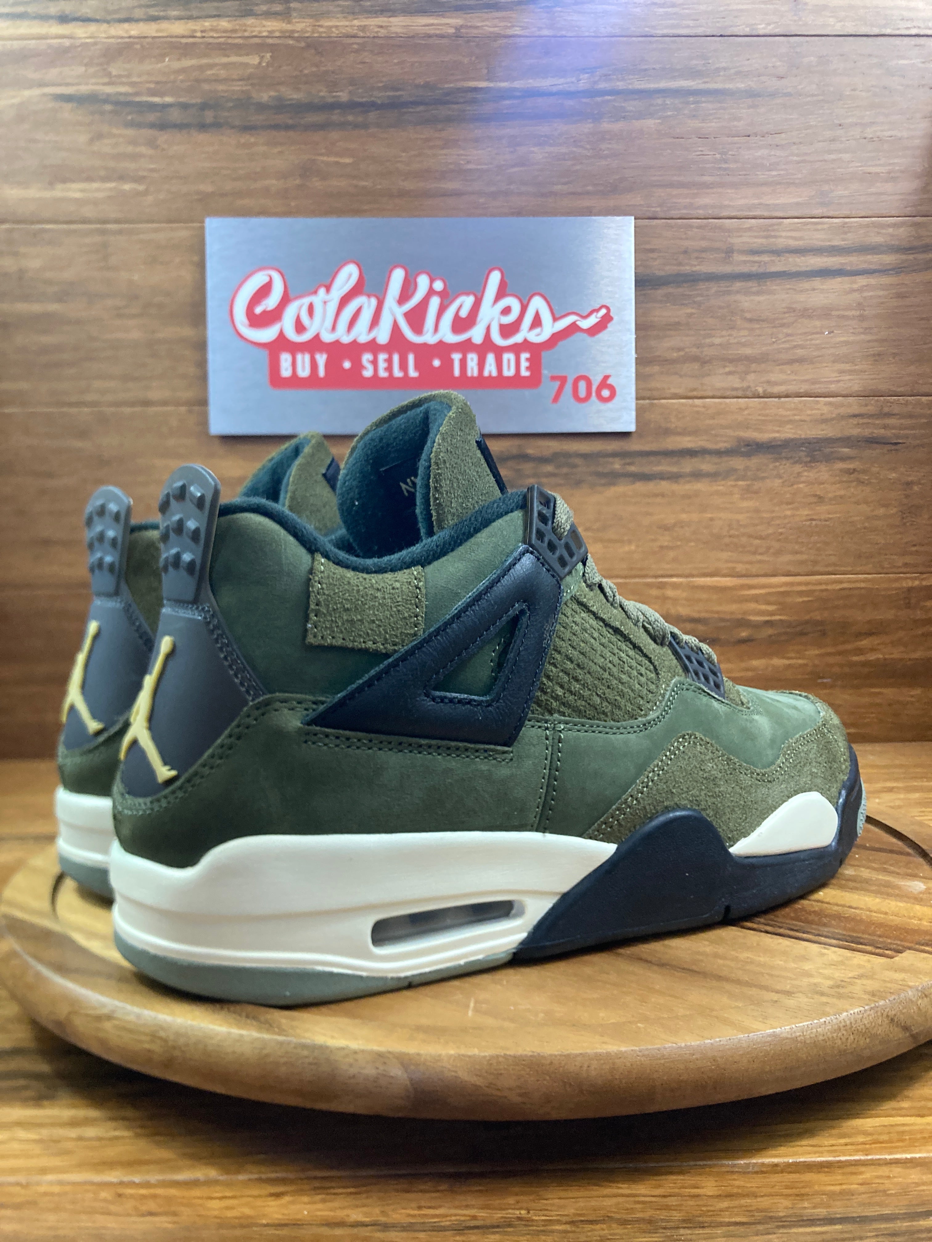Jordan 4 Retro SE Craft Medium Olive