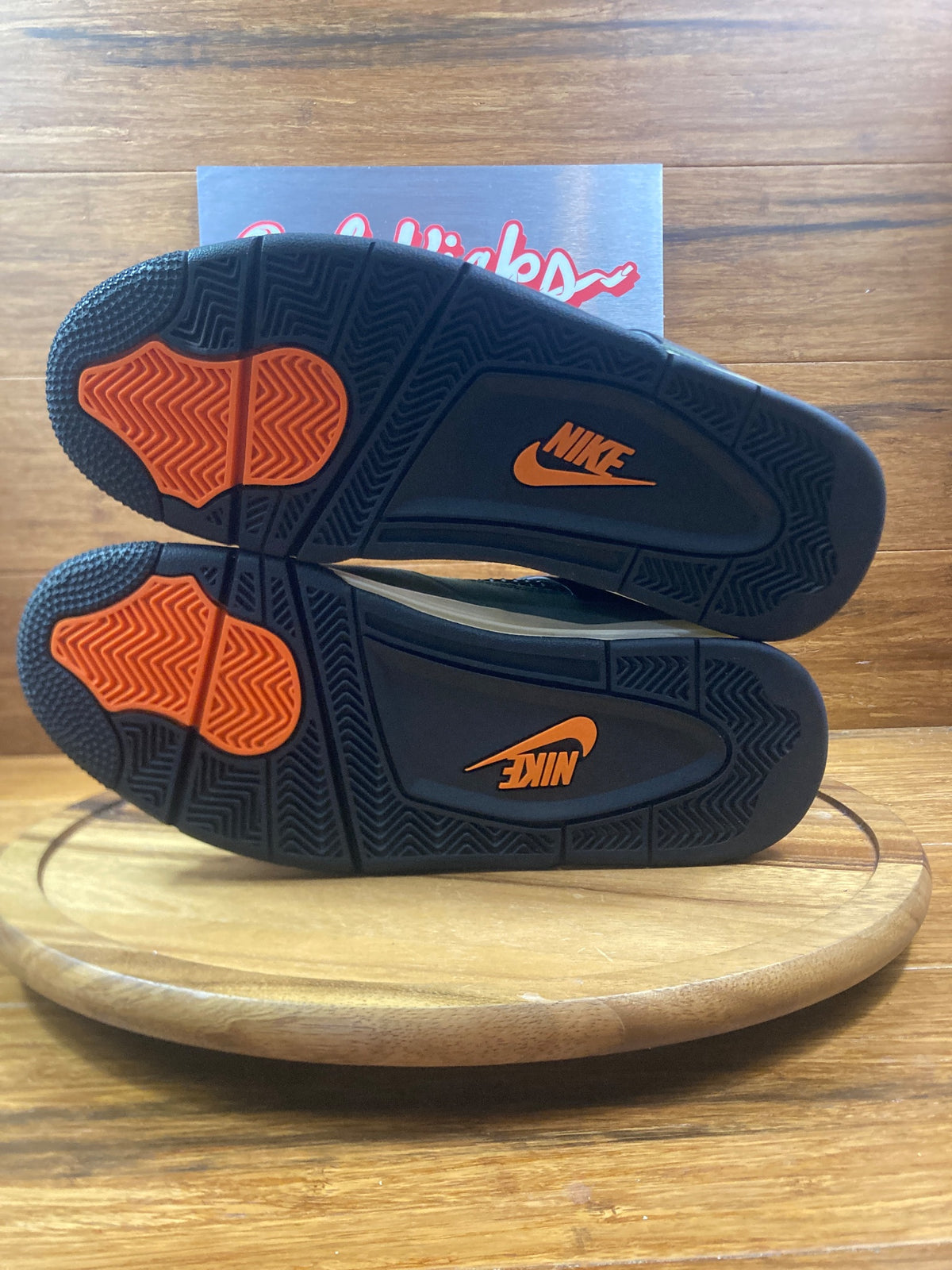 Jordan 4 Retro OG SP Undefeated (2025)