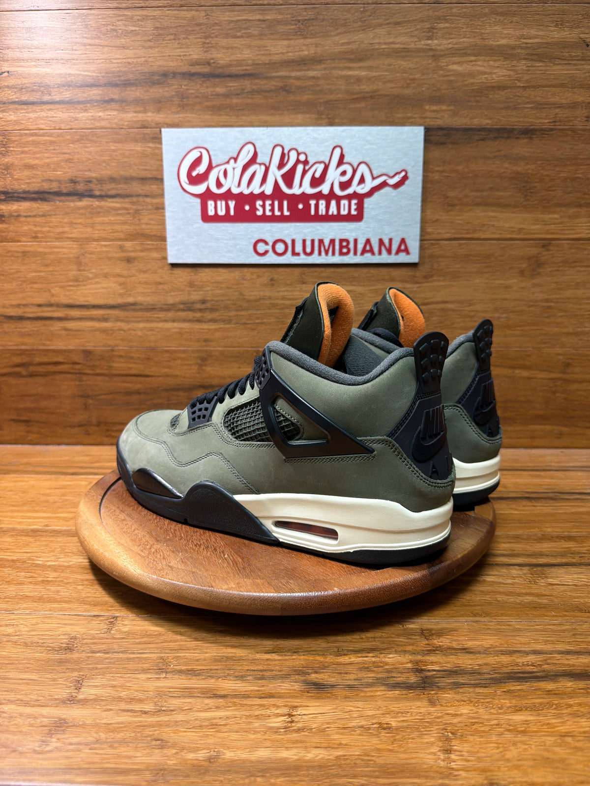 Jordan 4 Retro OG SP Undefeated (2025)