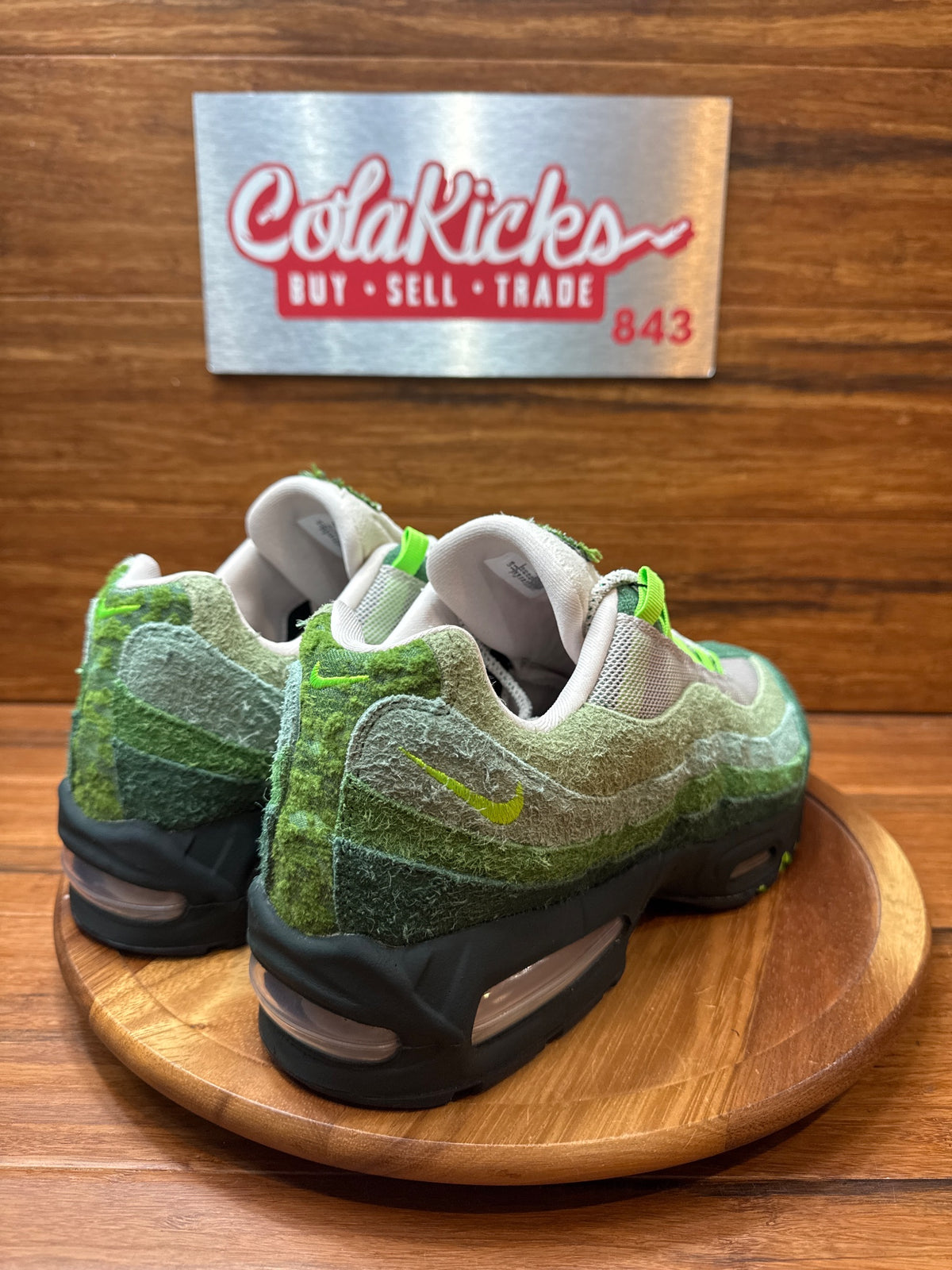 Nike Air Max 95 Big Bubble Ducks of a Feather Oregon Ducks The Woods
