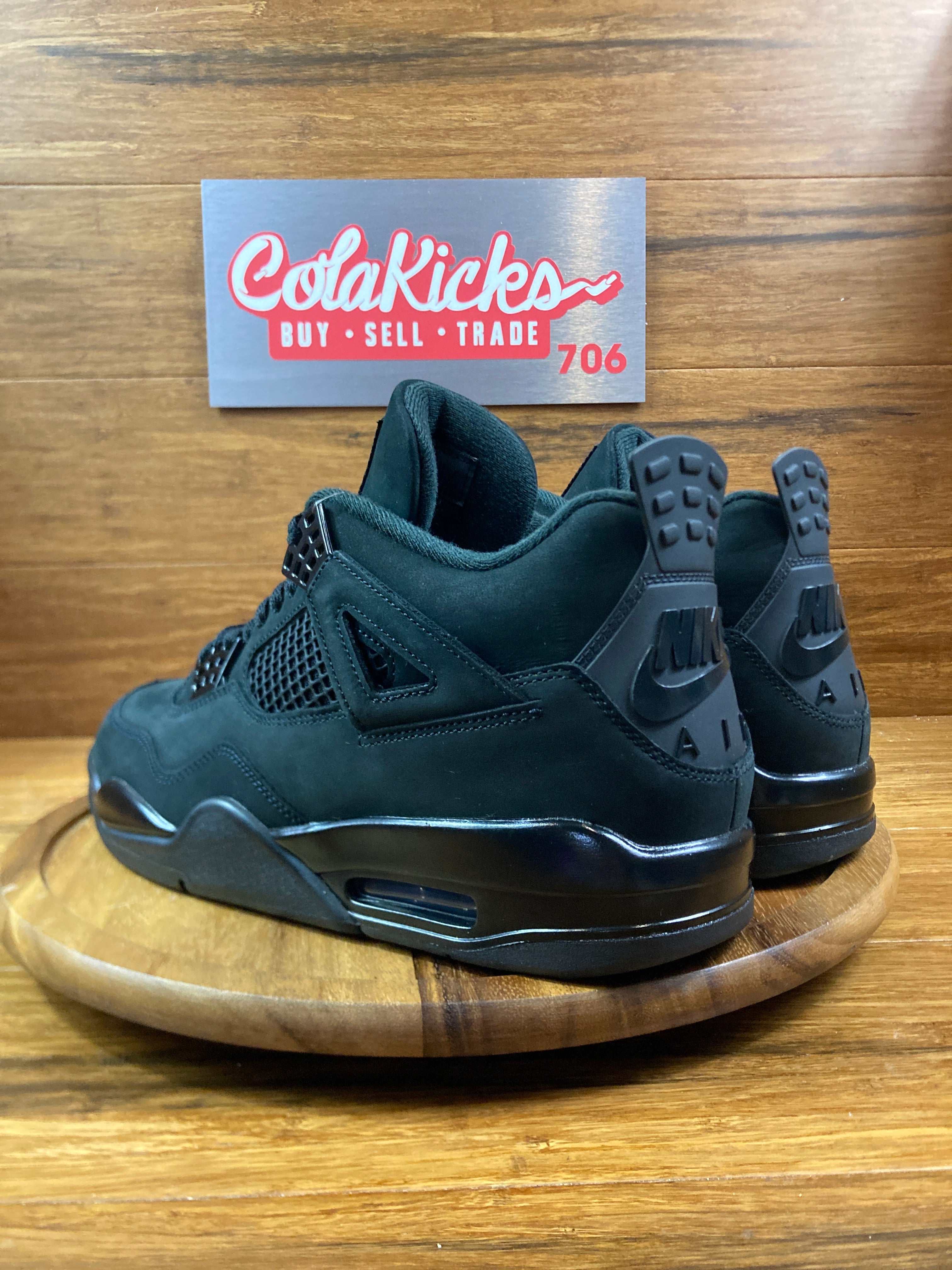 Jordan 4 Retro Black Cat (2025)