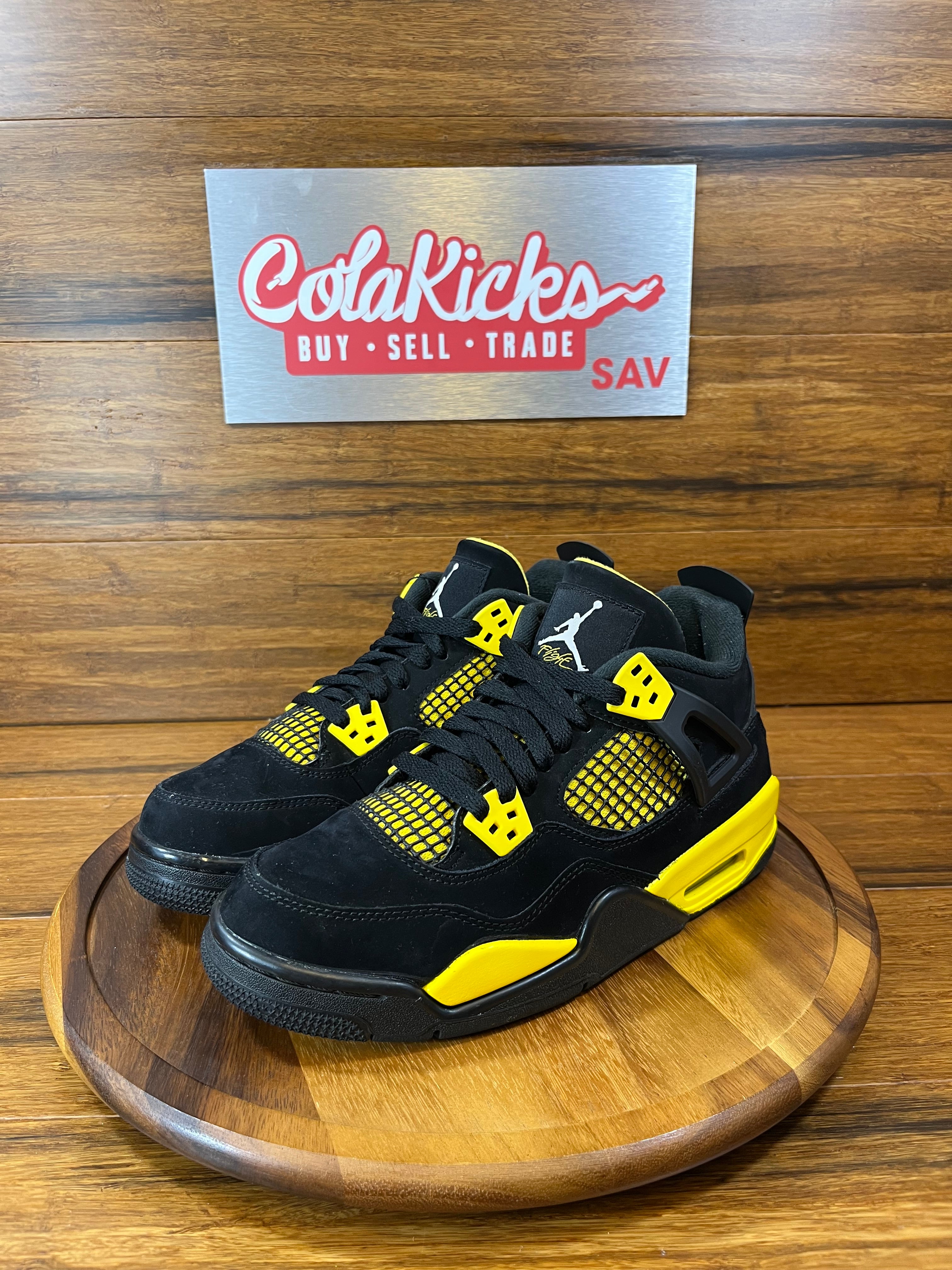 Jordan 4 Retro Thunder (2023) (GS)