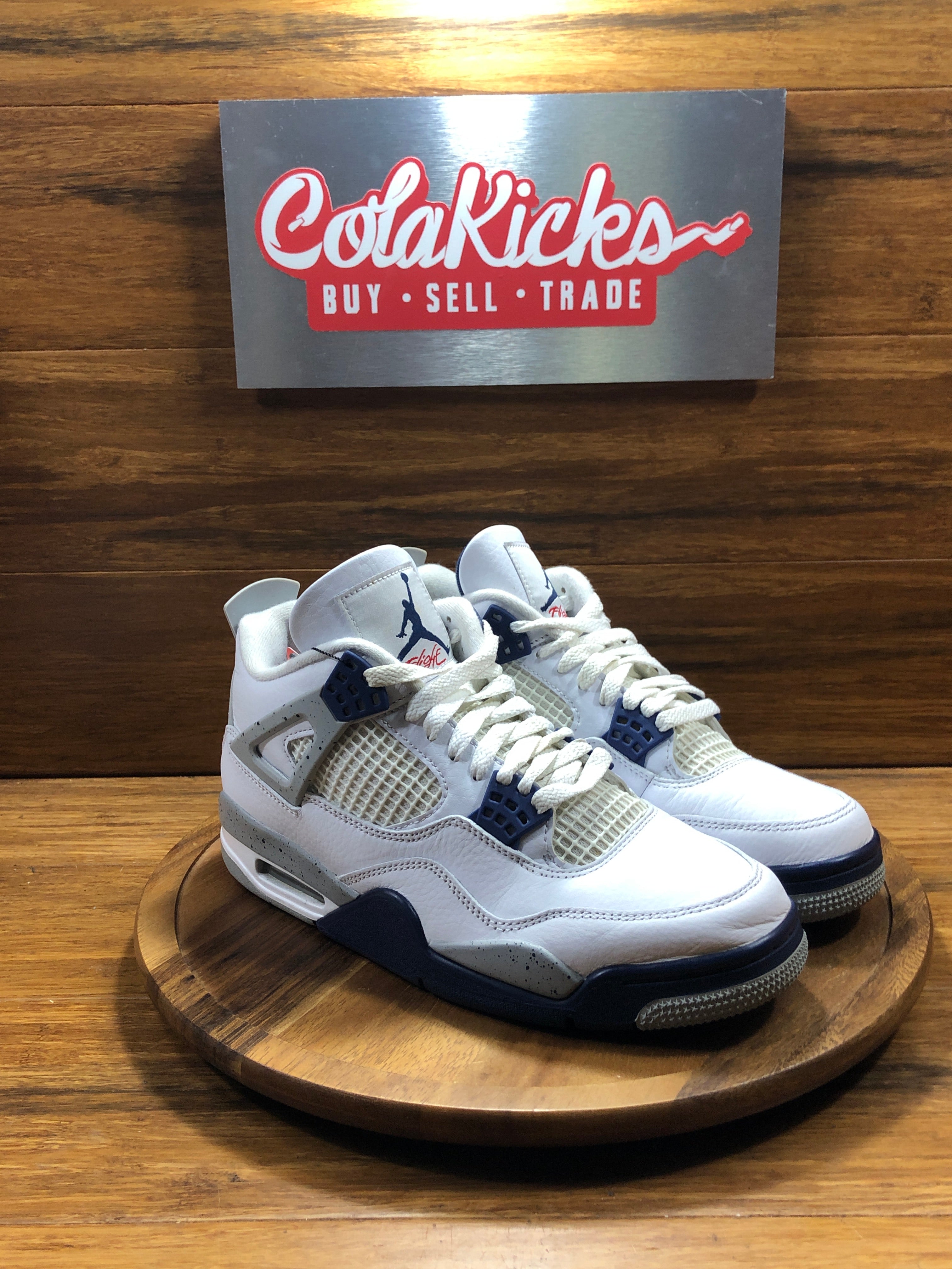 Jordan 4 Retro Midnight Navy