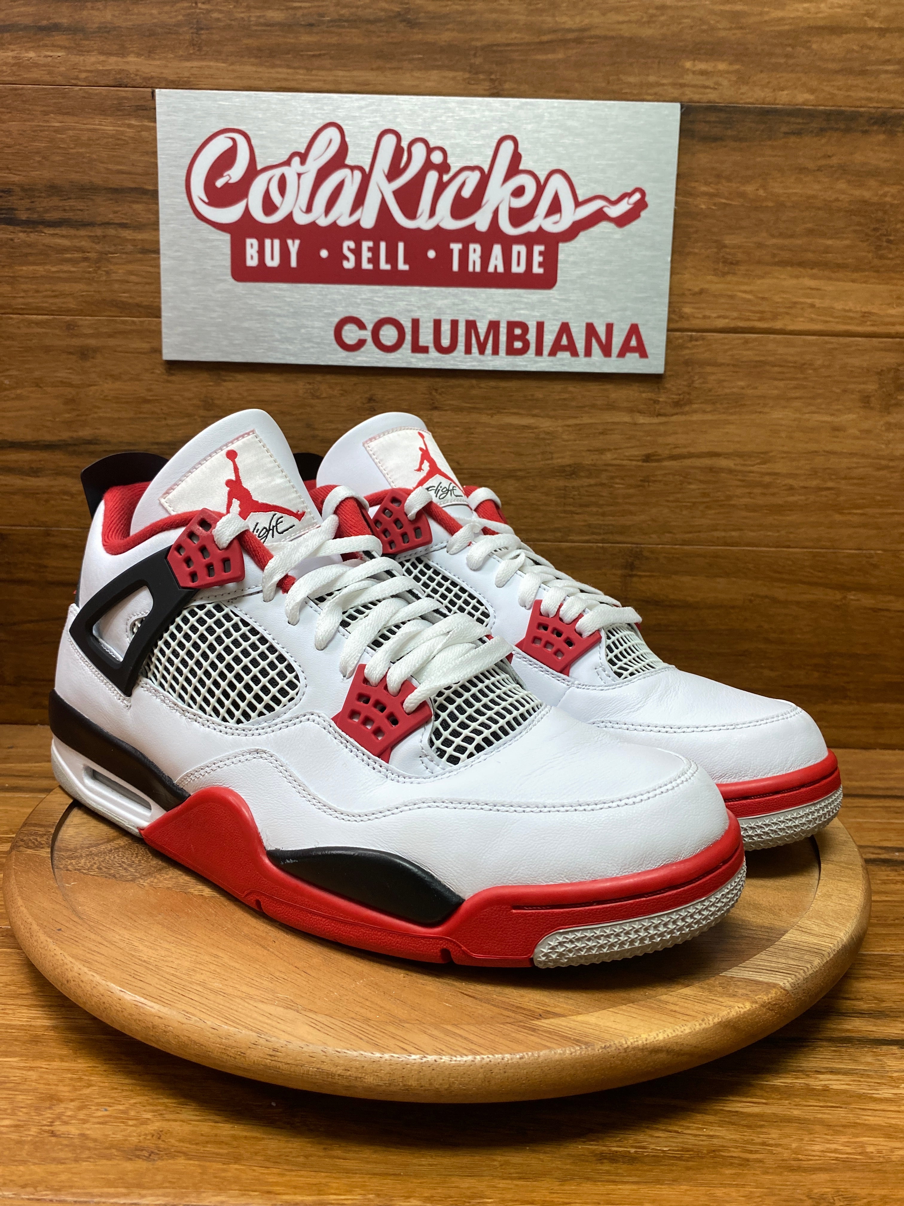Jordan 4 Retro Fire Red (2020)
