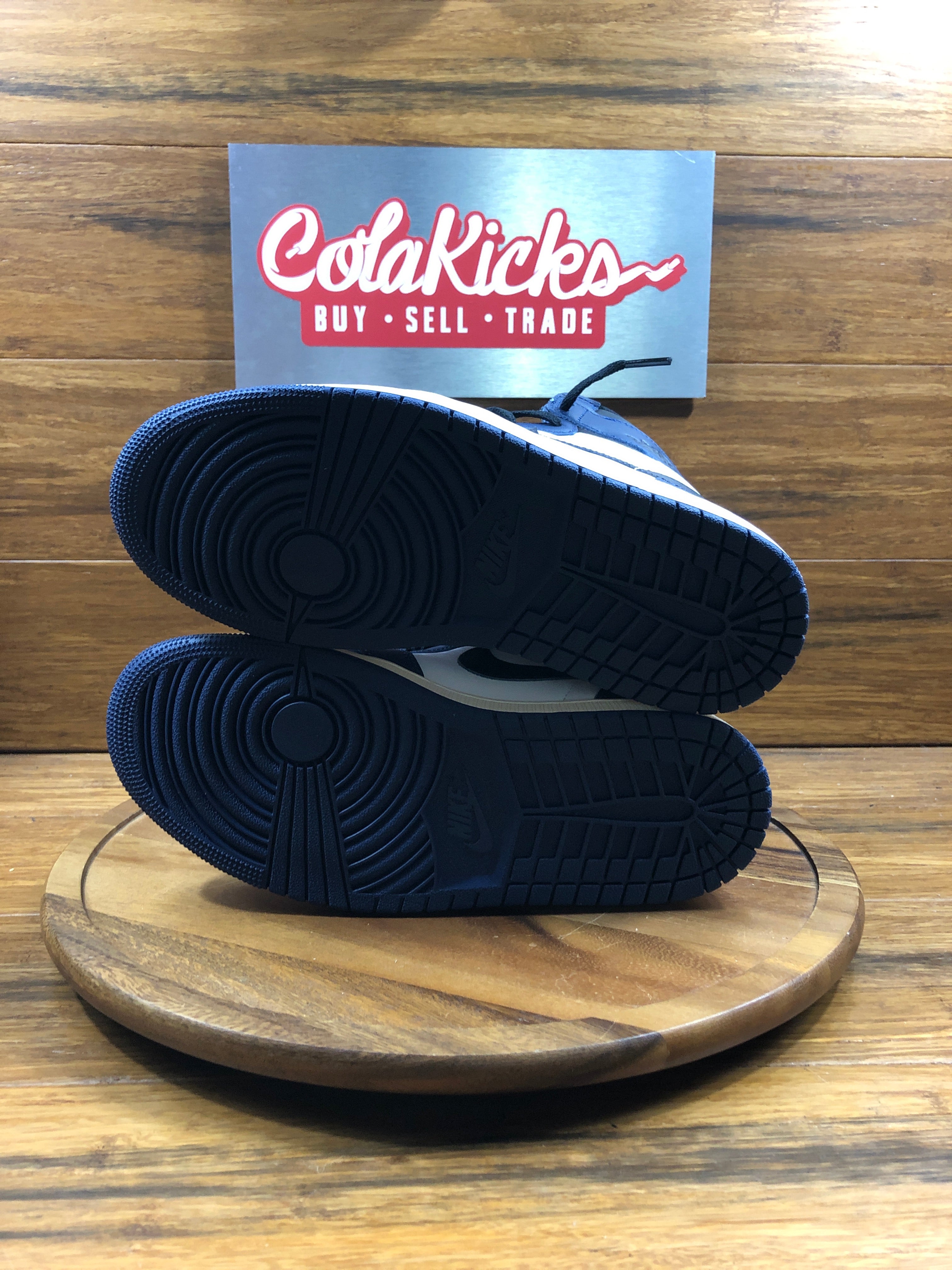 Jordan 1 Retro High OG Midnight Navy