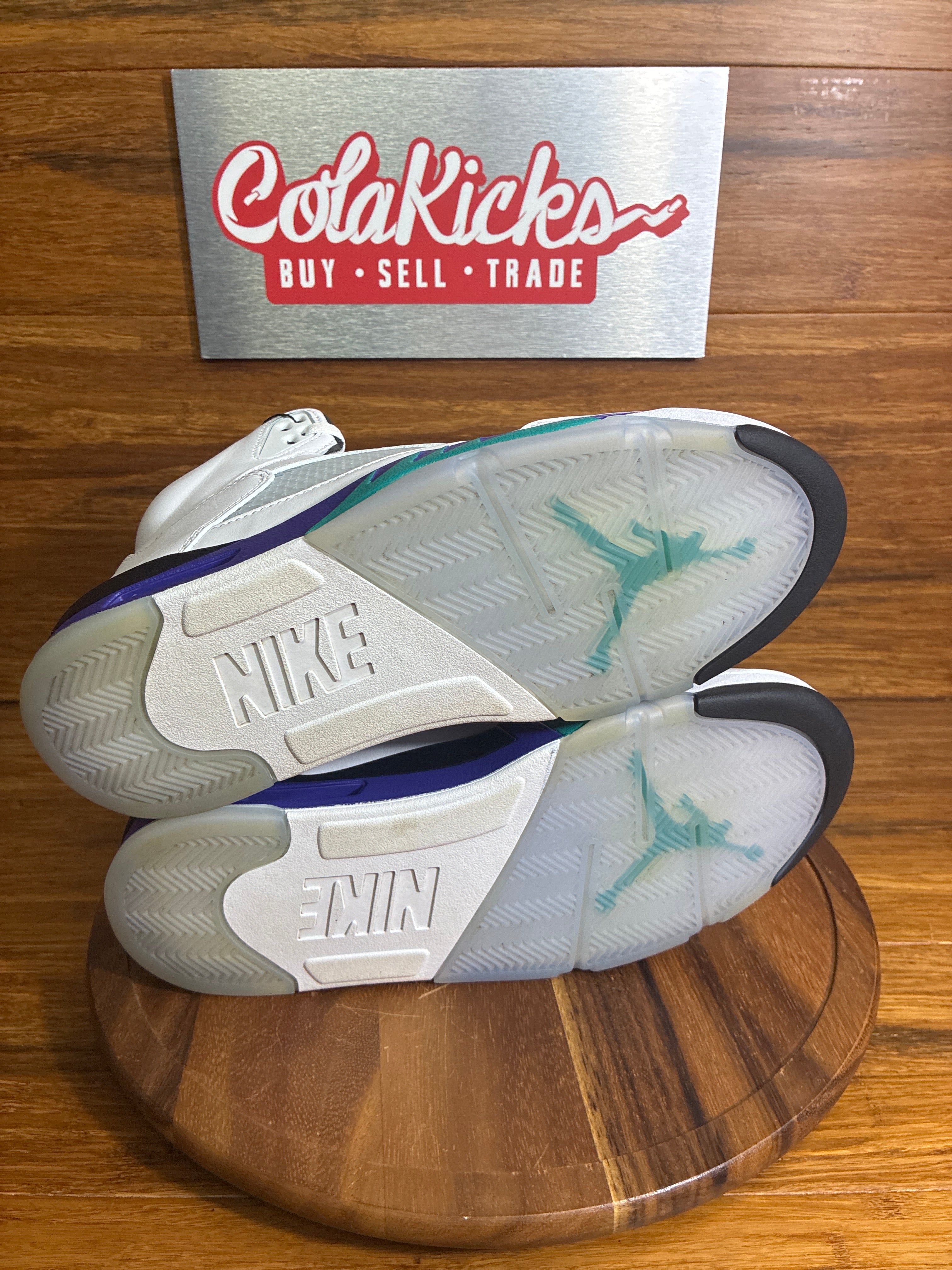 Jordan 5 Retro Grape (2025)