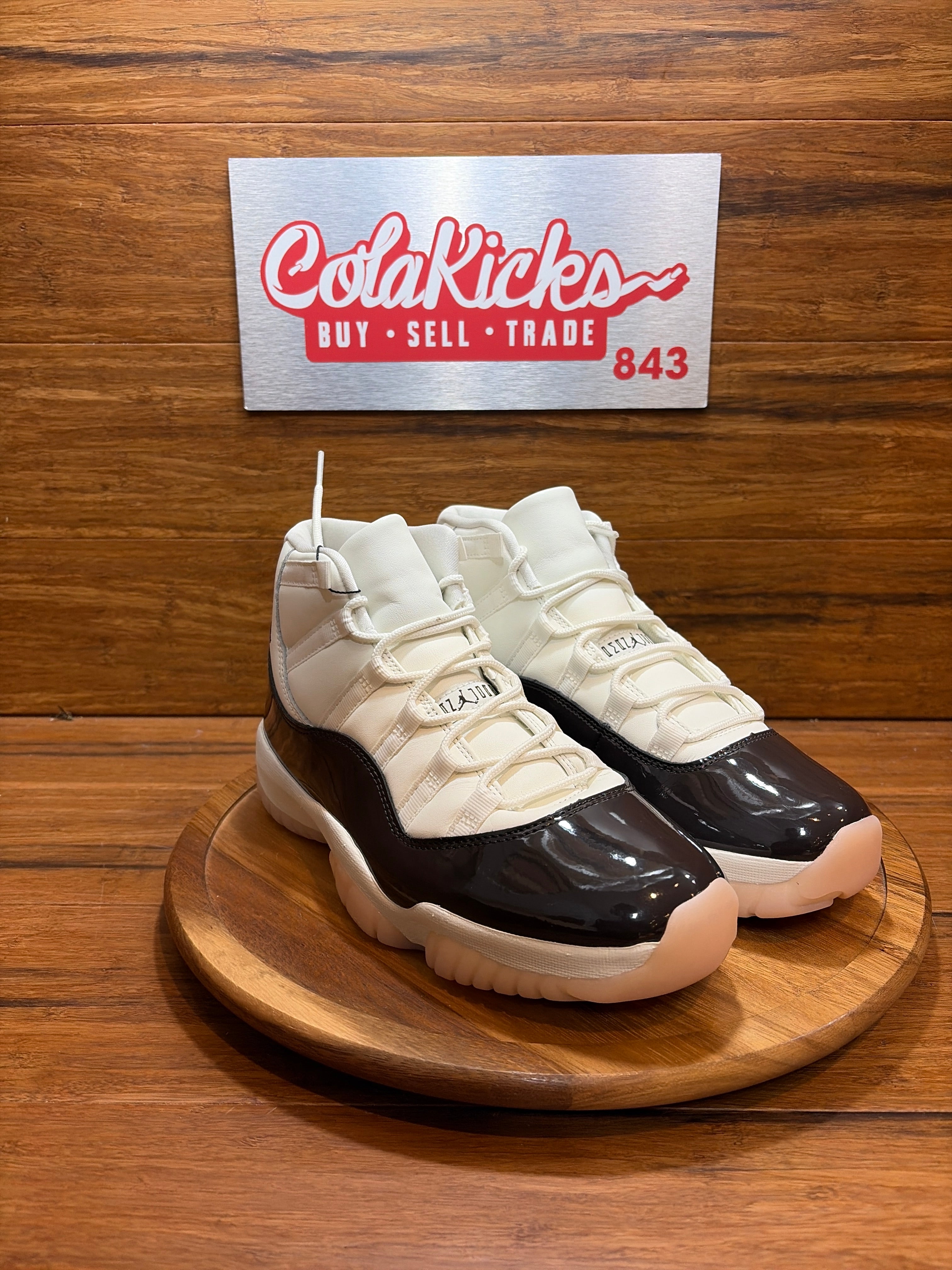 Jordan 11 Retro Neapolitan (Women's)