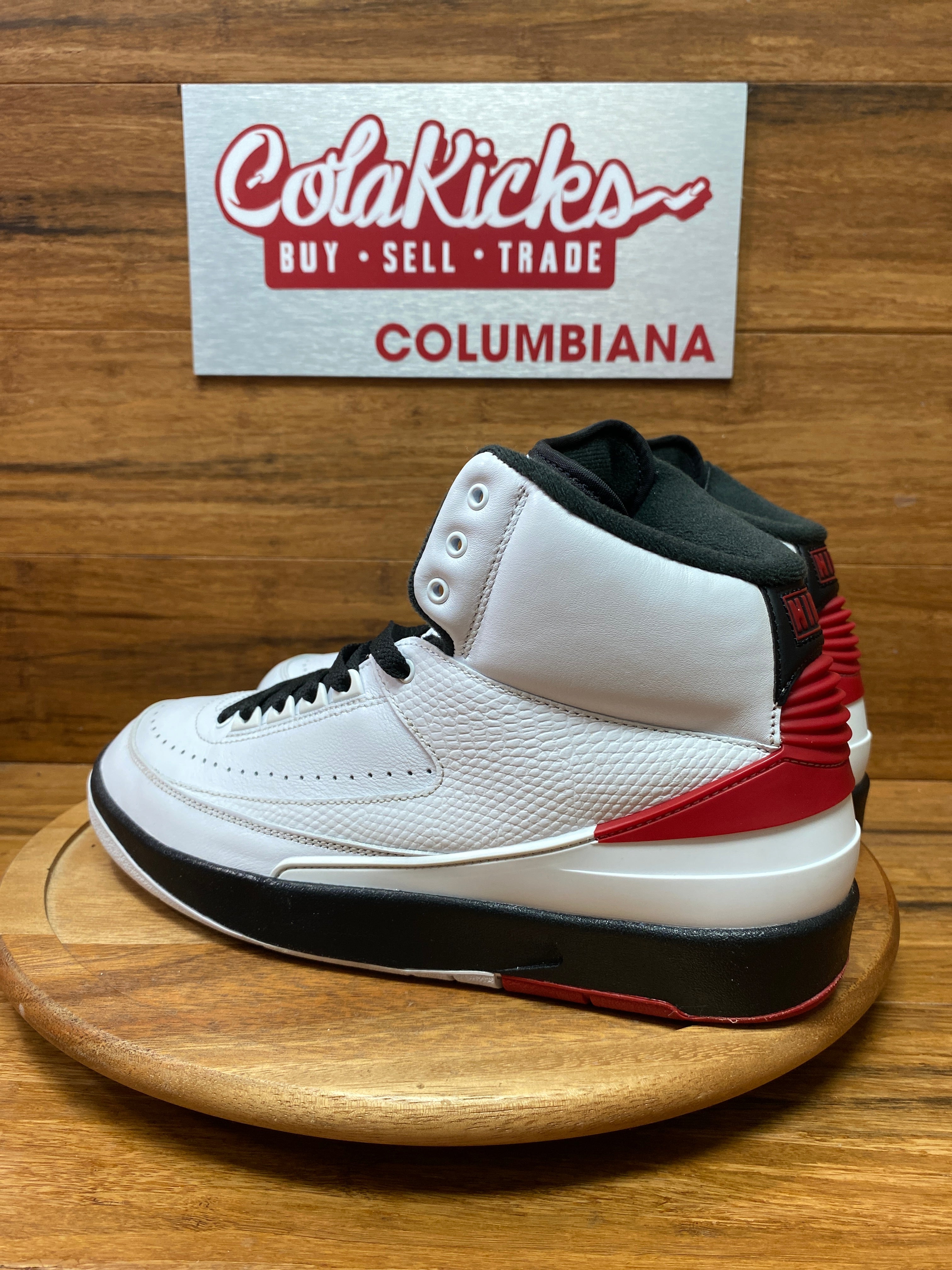 Jordan 2 Retro OG Chicago (2022)