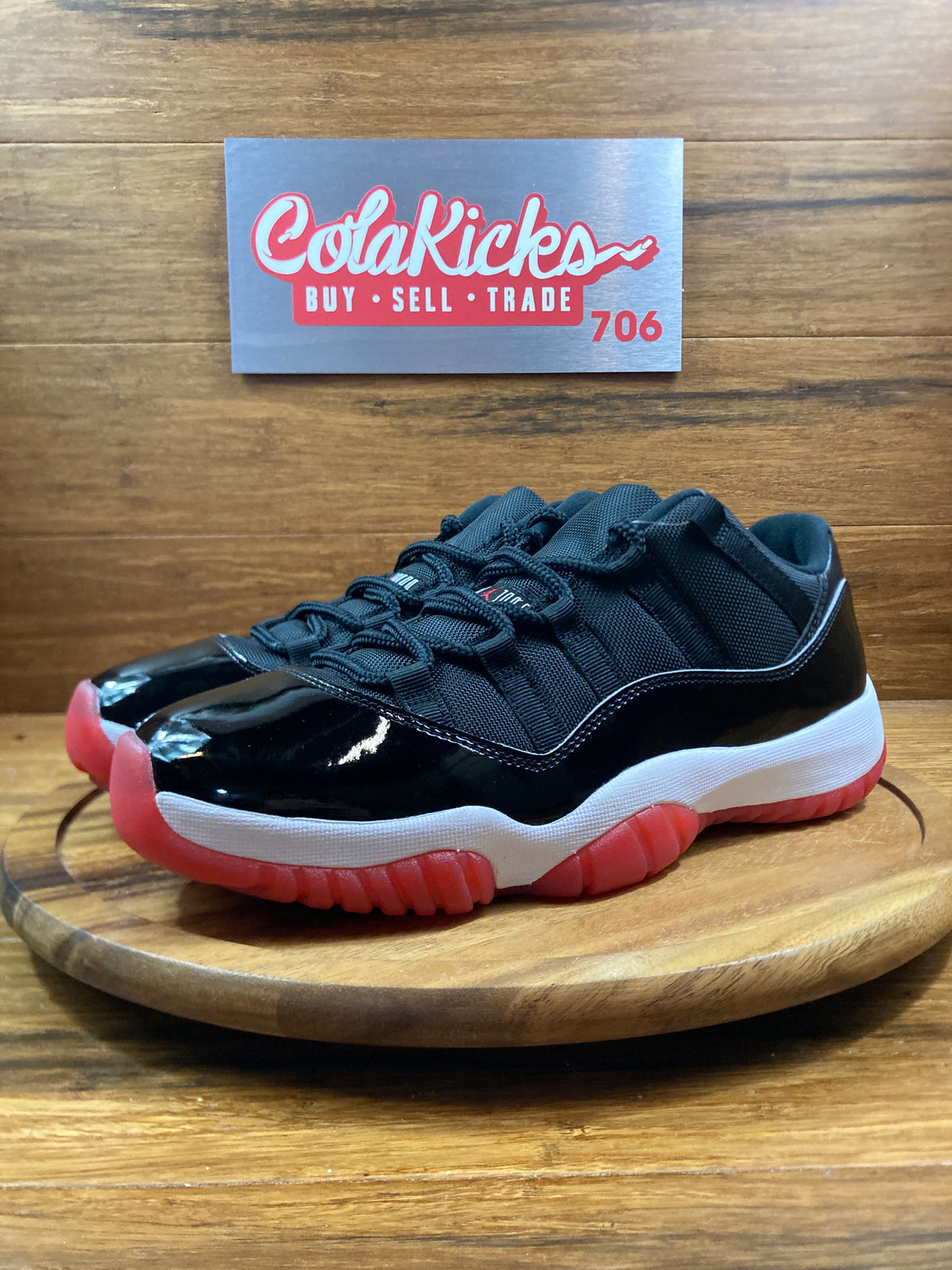 Jordan 11 Retro Low Bred (2025)