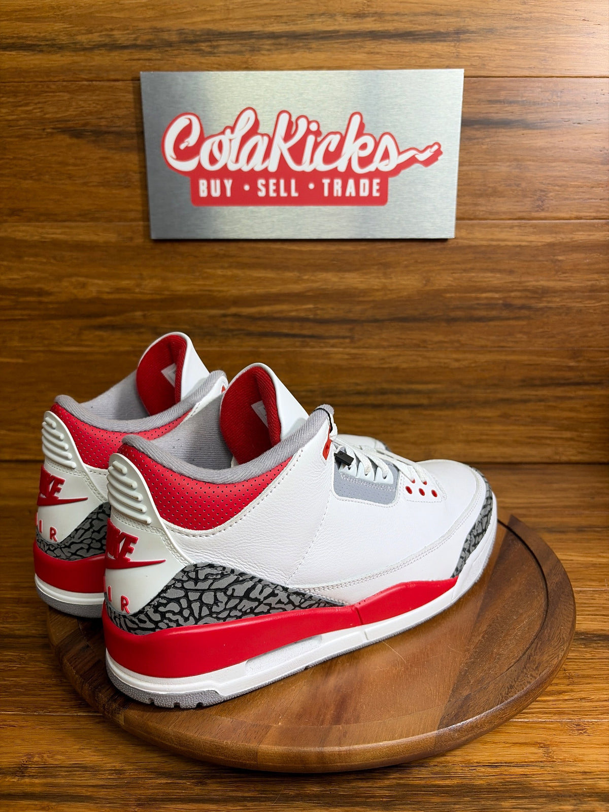 Jordan 3 Retro Fire Red (2022)