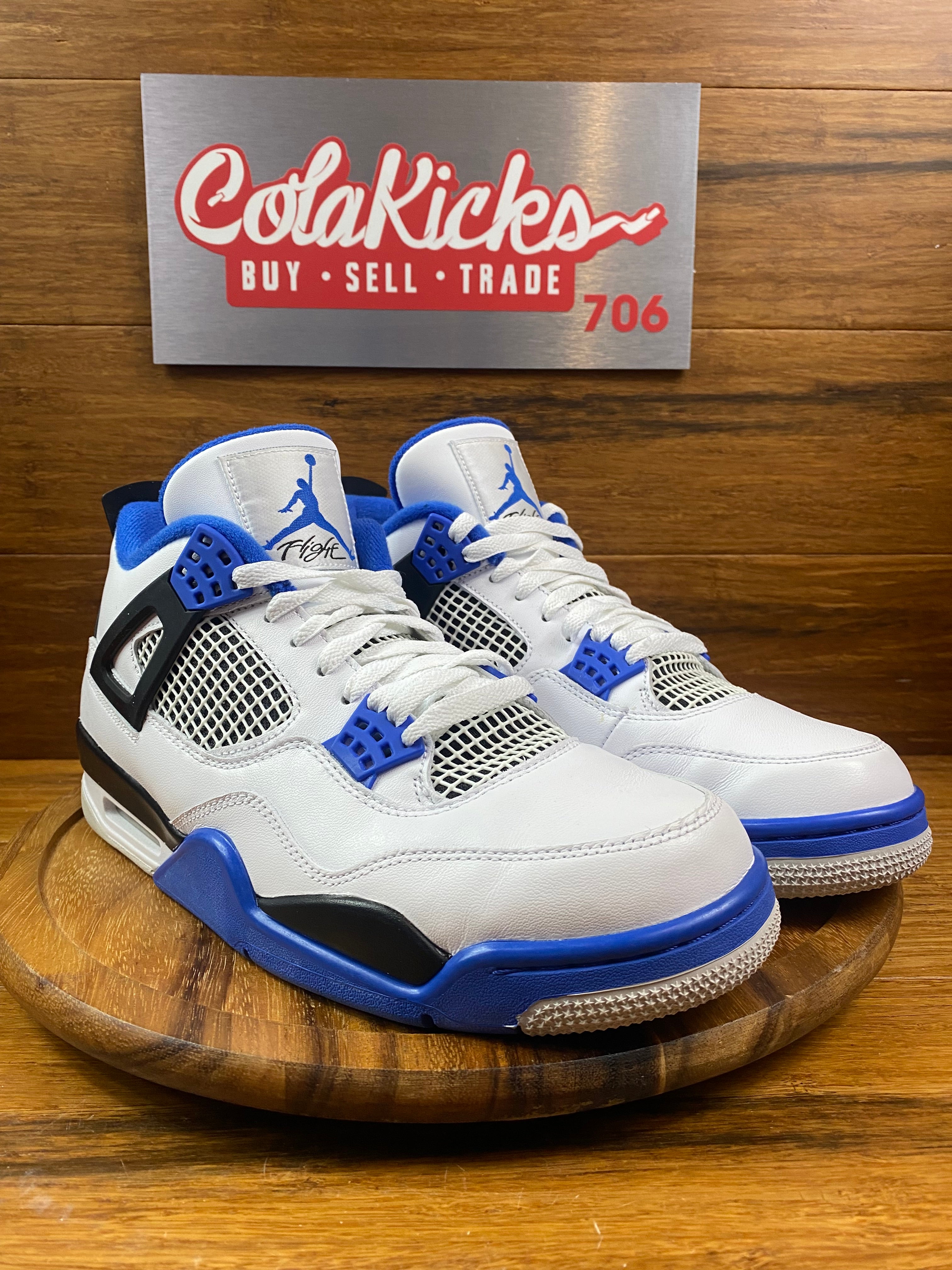 Jordan 4 Retro Motorsports (2017)