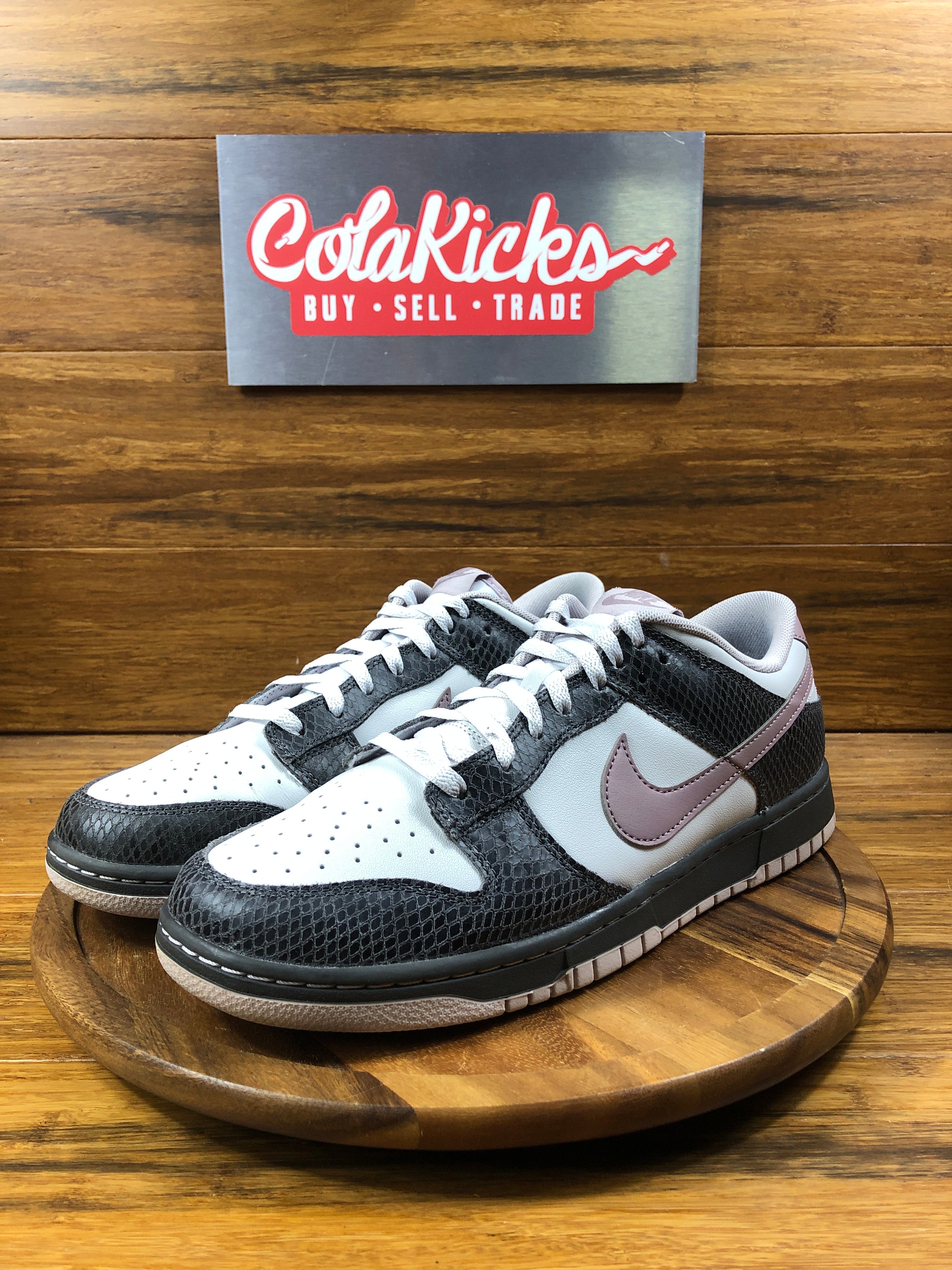 Nike Dunk Low SE Medium Ash Violet Snakeskin