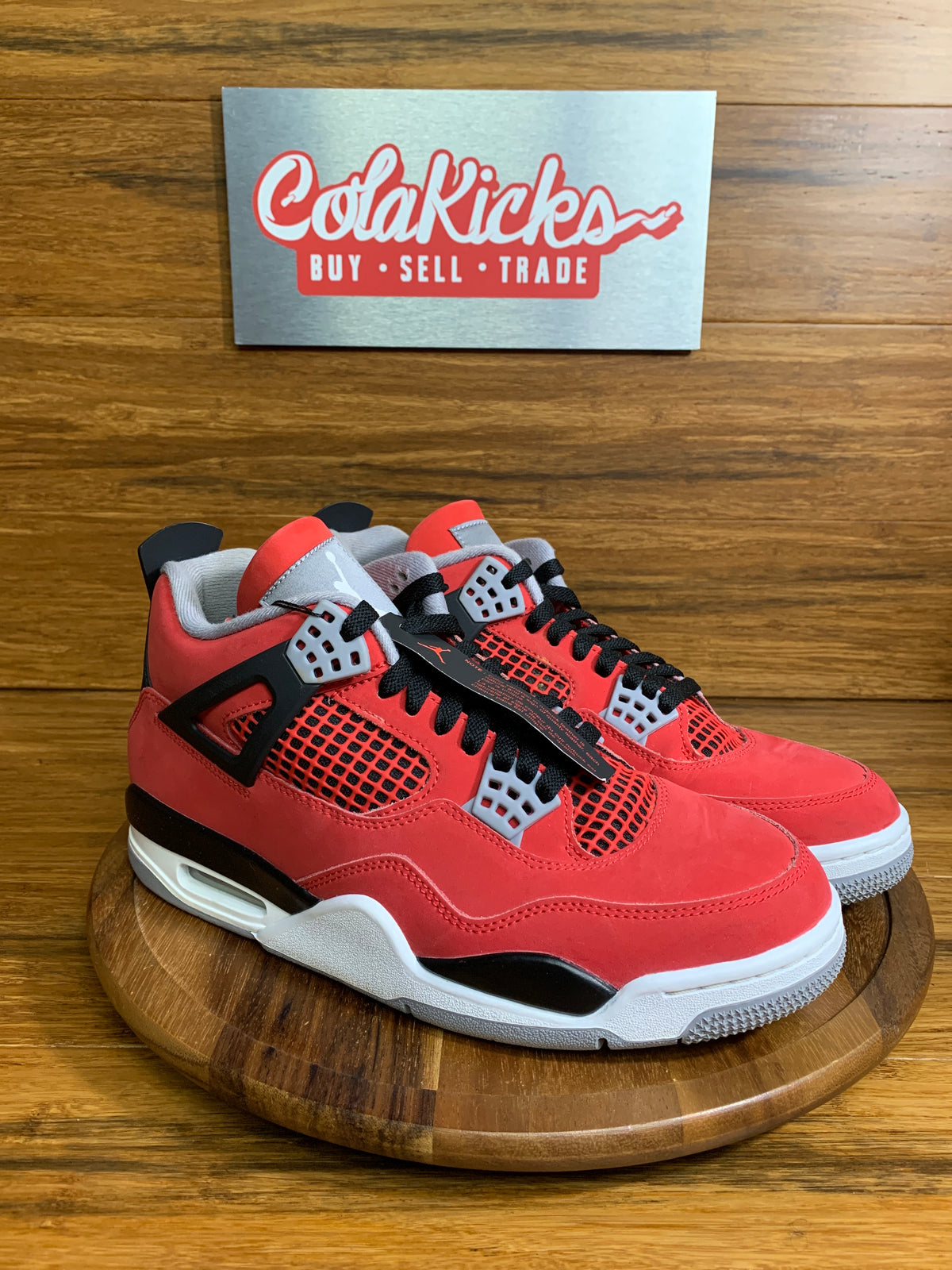 Jordan 4 Retro Toro Bravo (2026)