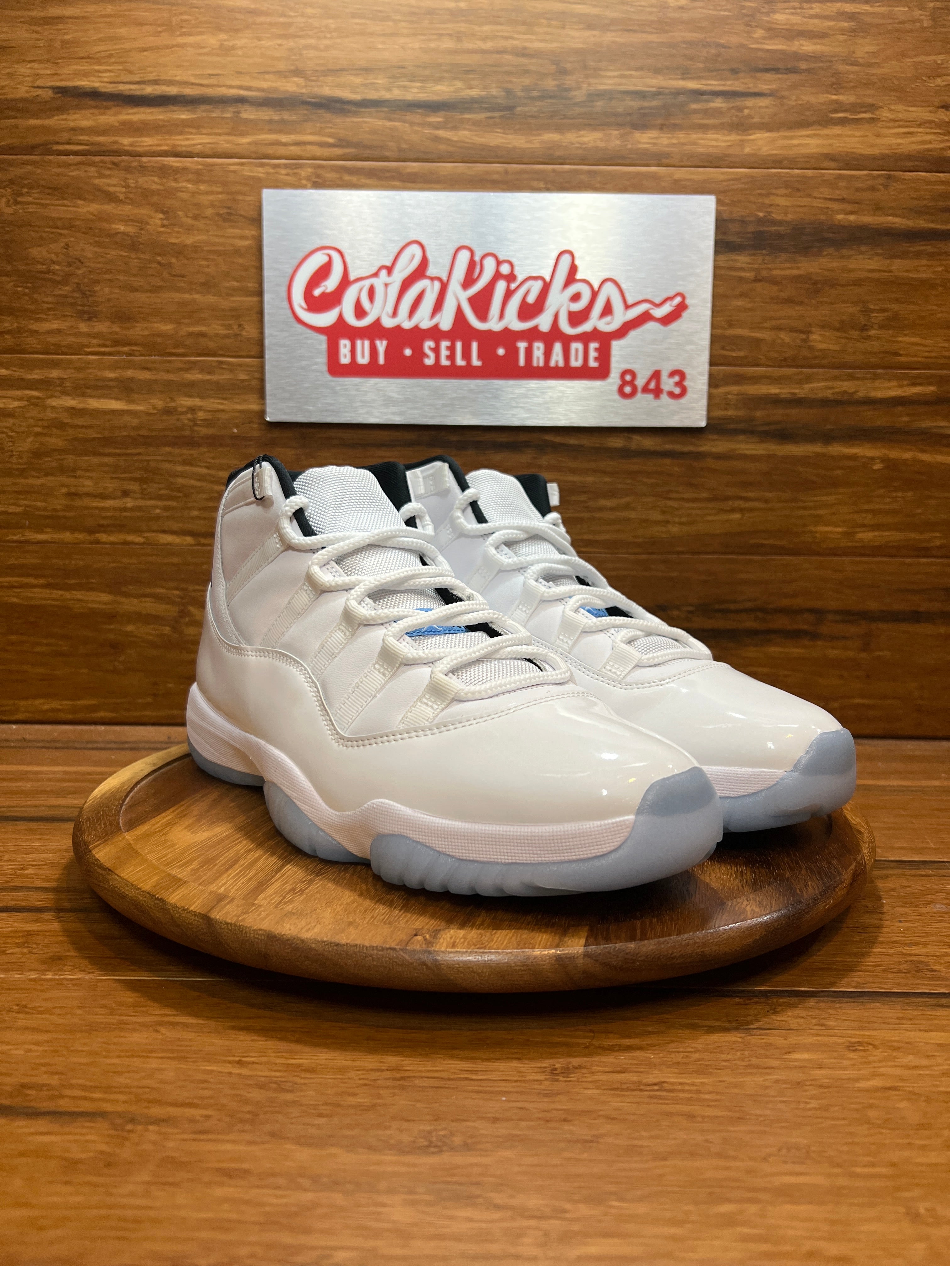 Jordan 11 Retro Legend Blue (2024)