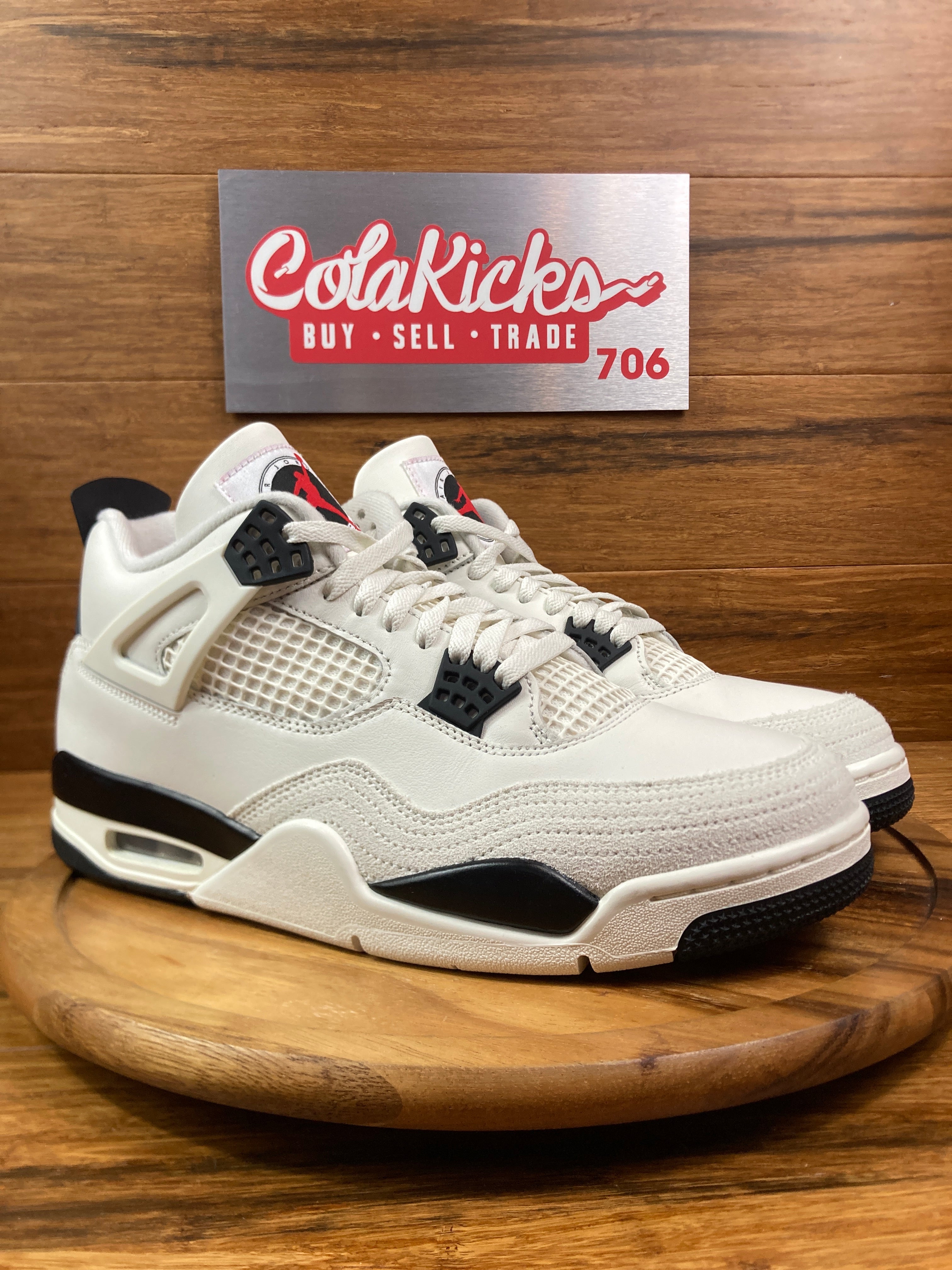 Jordan 4 Retro OG Flight Club