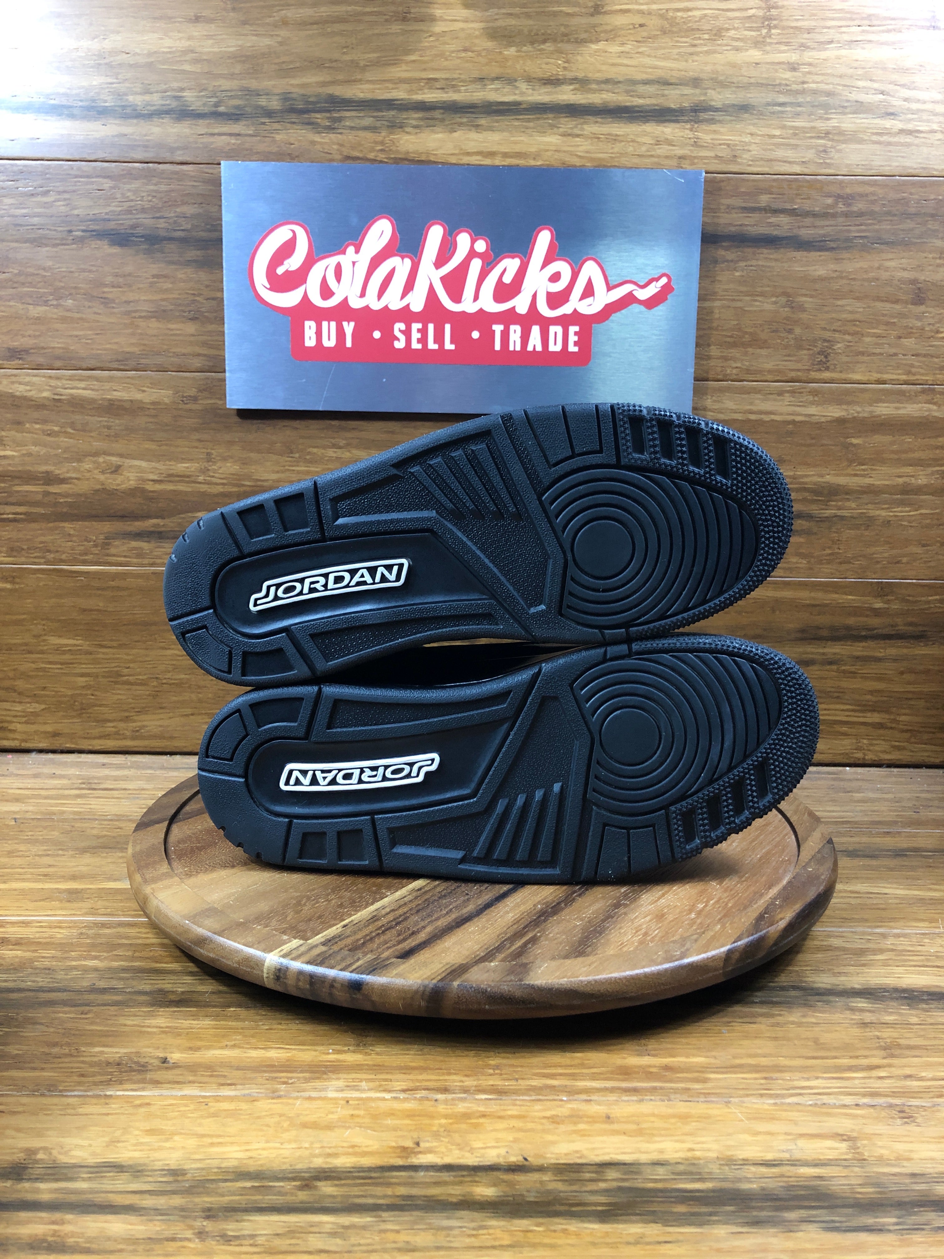 Jordan 3 Retro Black Cat (2025)