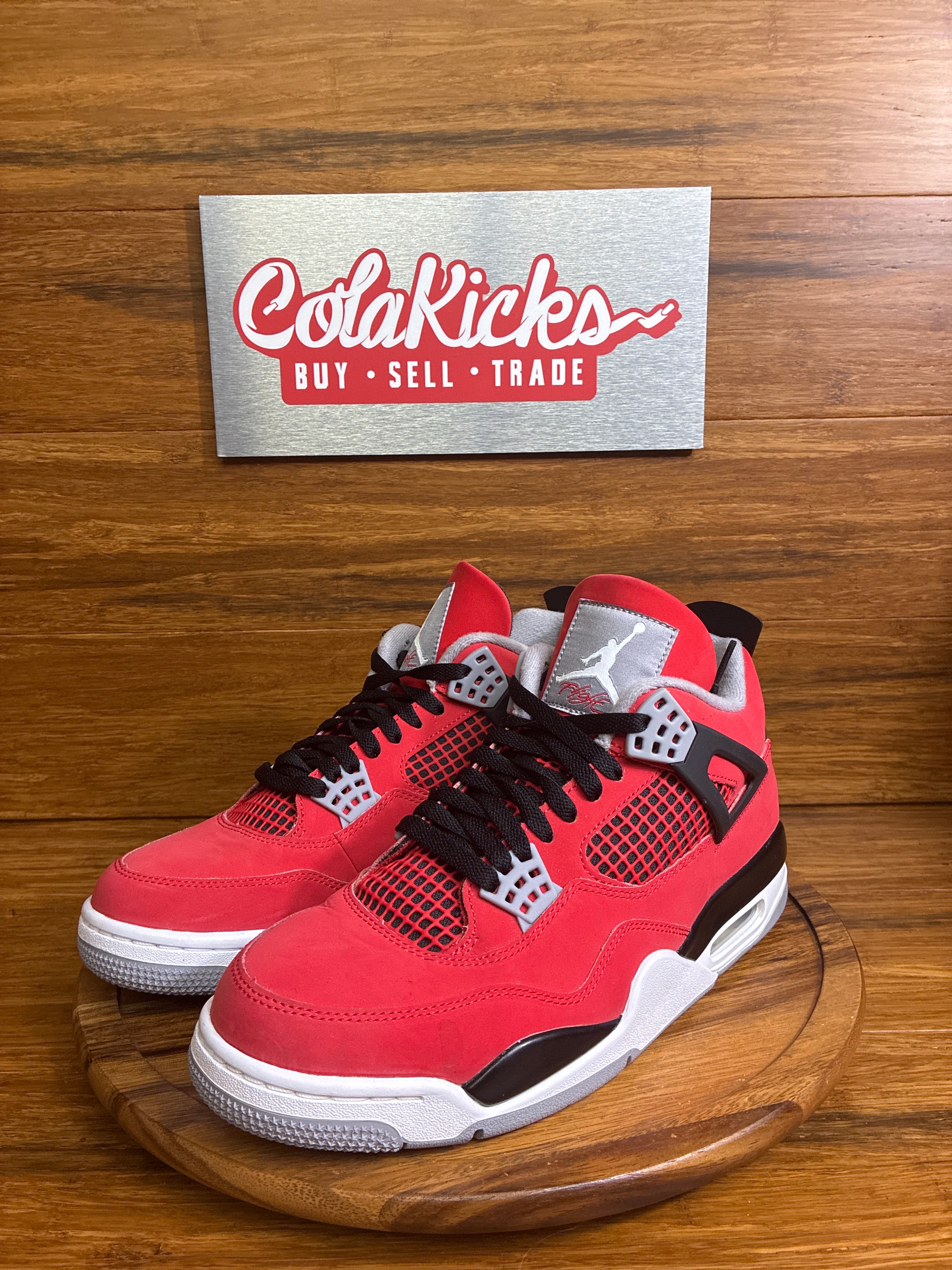 Jordan 4 Retro Toro Bravo (2026)