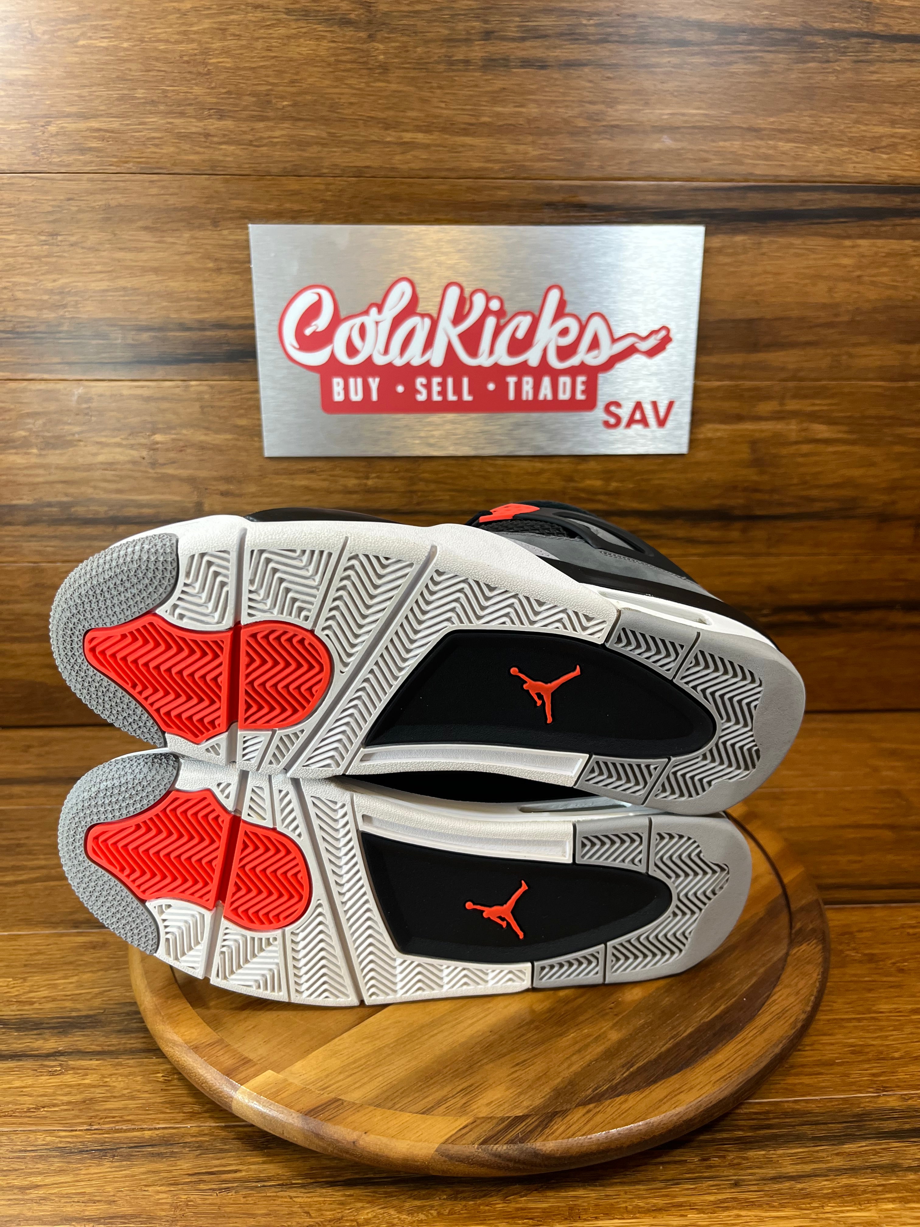 Jordan 4 Retro Infrared